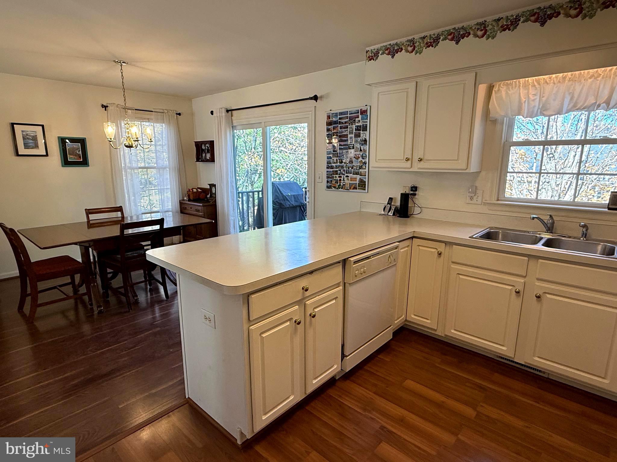 SPRING MILLS - Residential