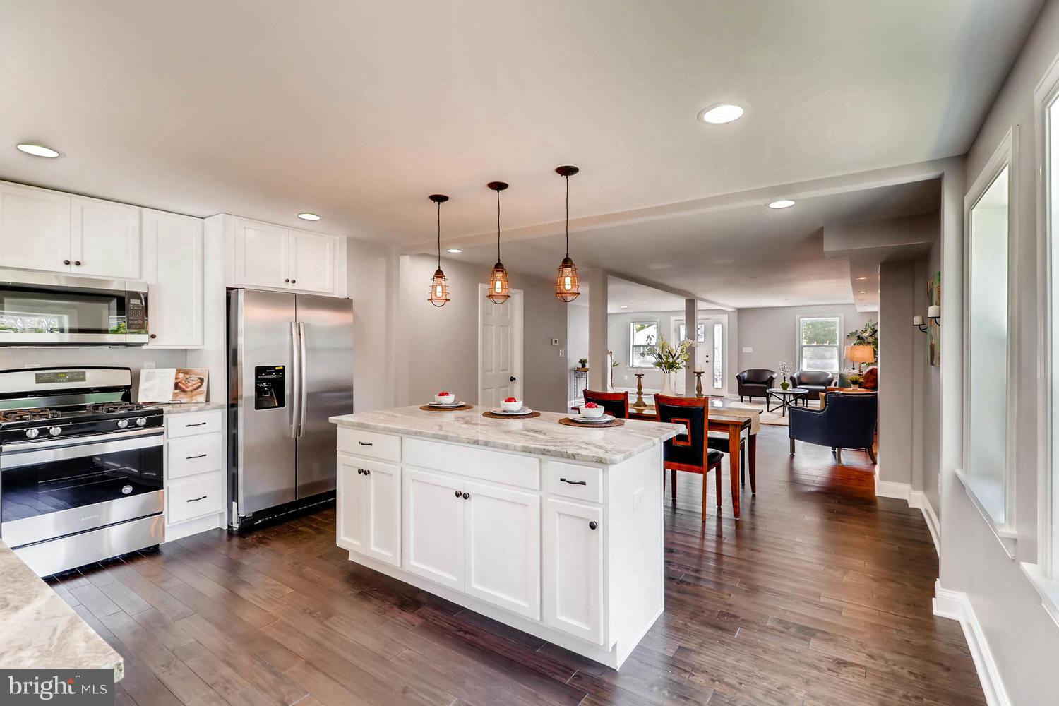 VALLEY FORGE - Residential