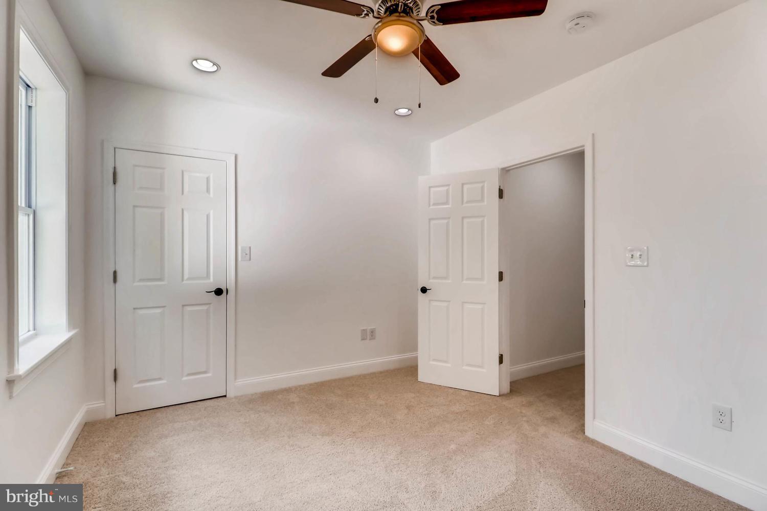 VALLEY FORGE - Residential