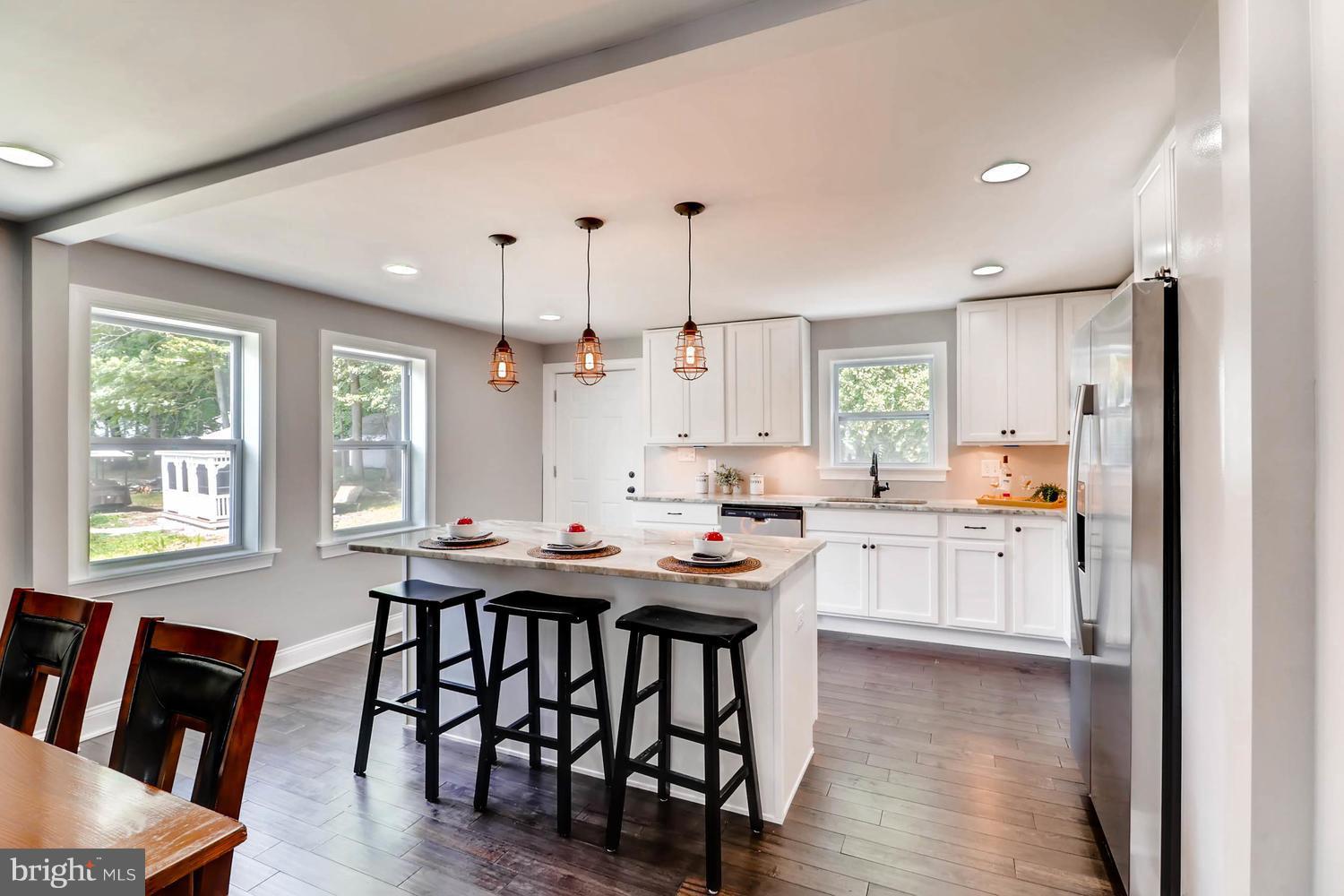 VALLEY FORGE - Residential