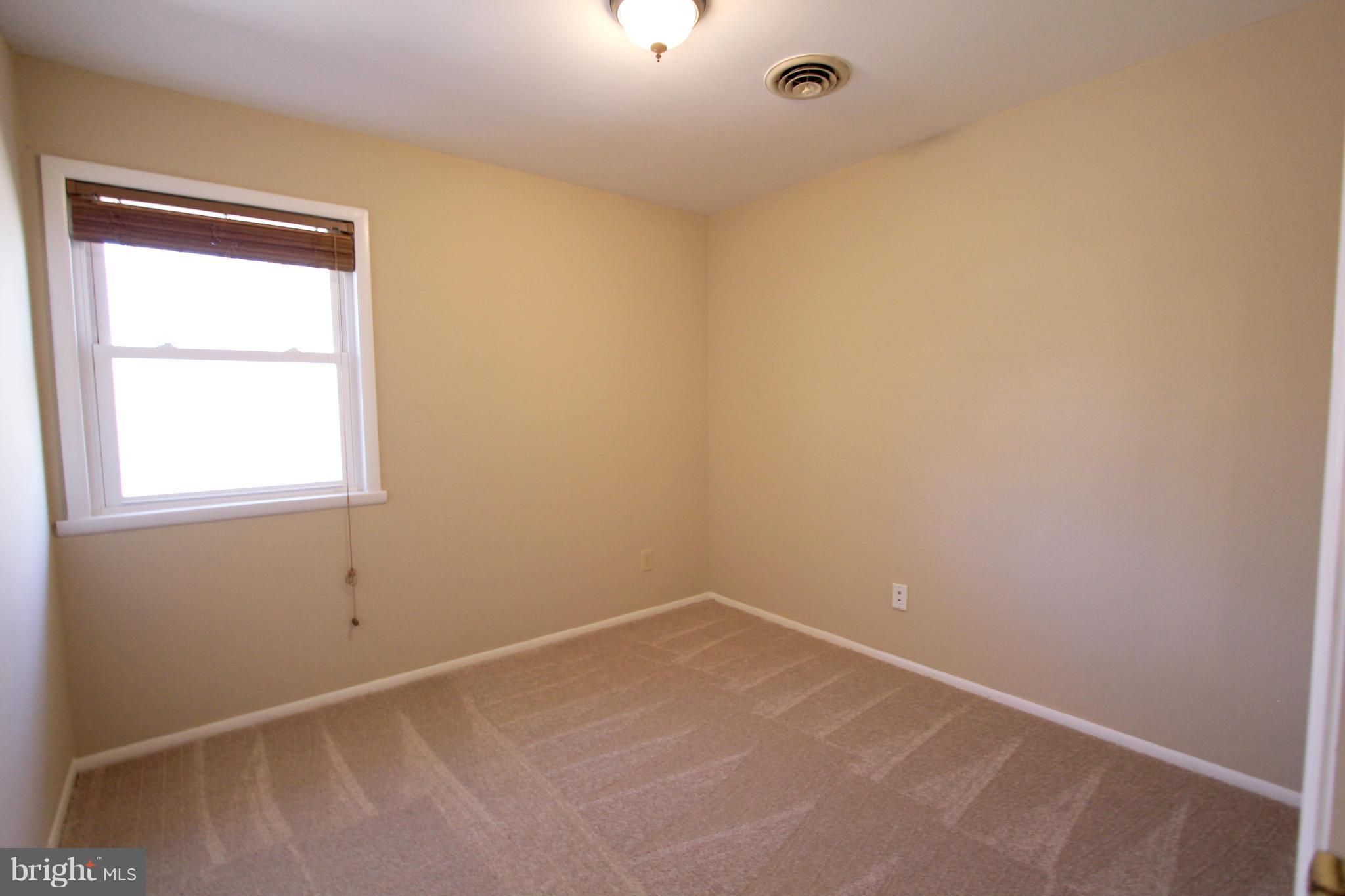 FRIENDLY PINES - Residential Lease