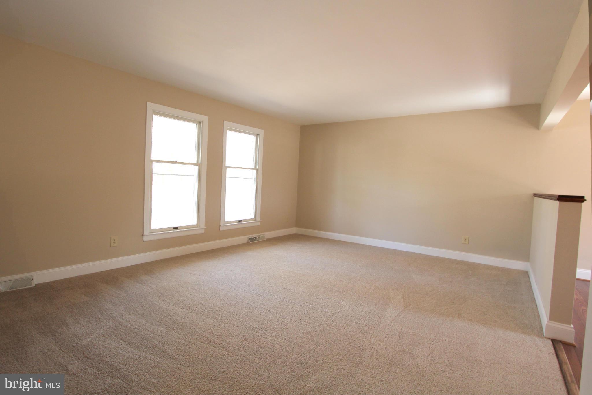 FRIENDLY PINES - Residential Lease