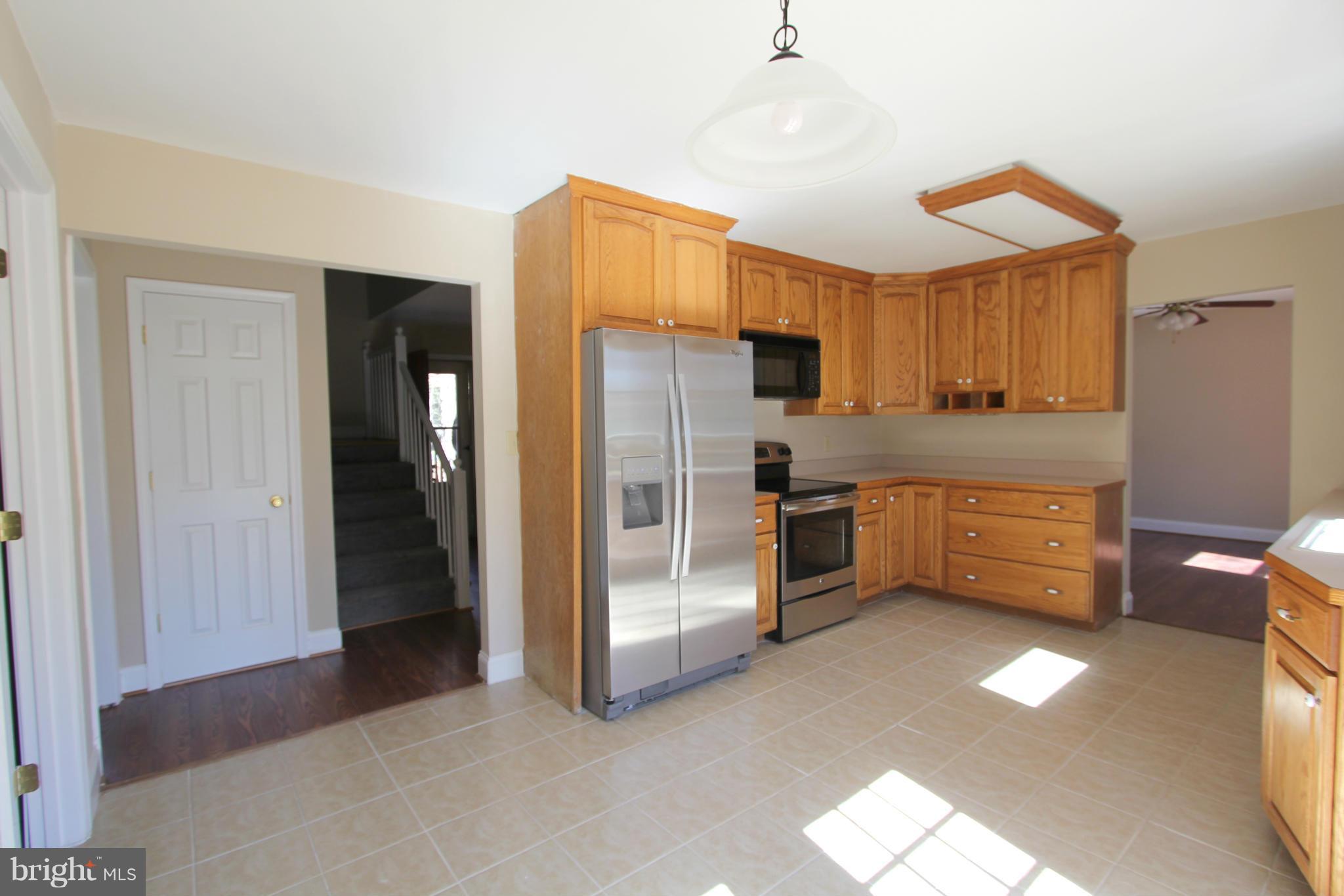 FRIENDLY PINES - Residential Lease