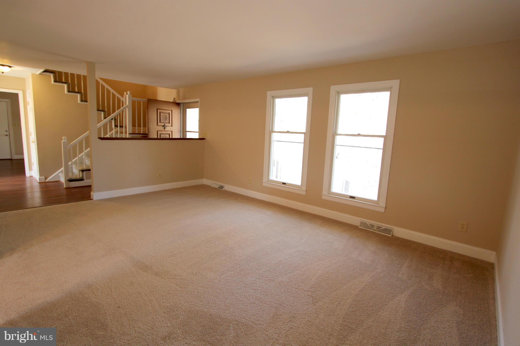 FRIENDLY PINES - Residential Lease