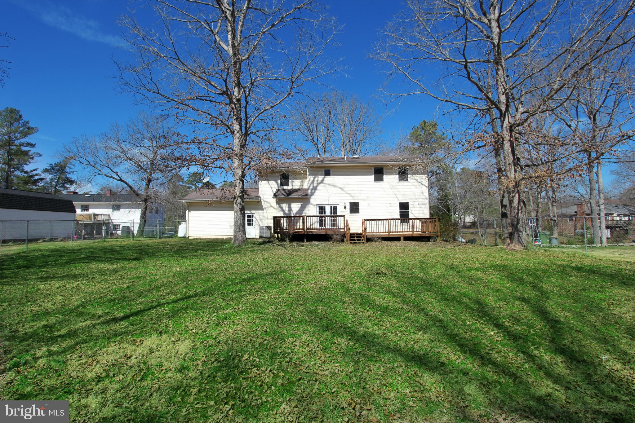 FRIENDLY PINES - Residential Lease