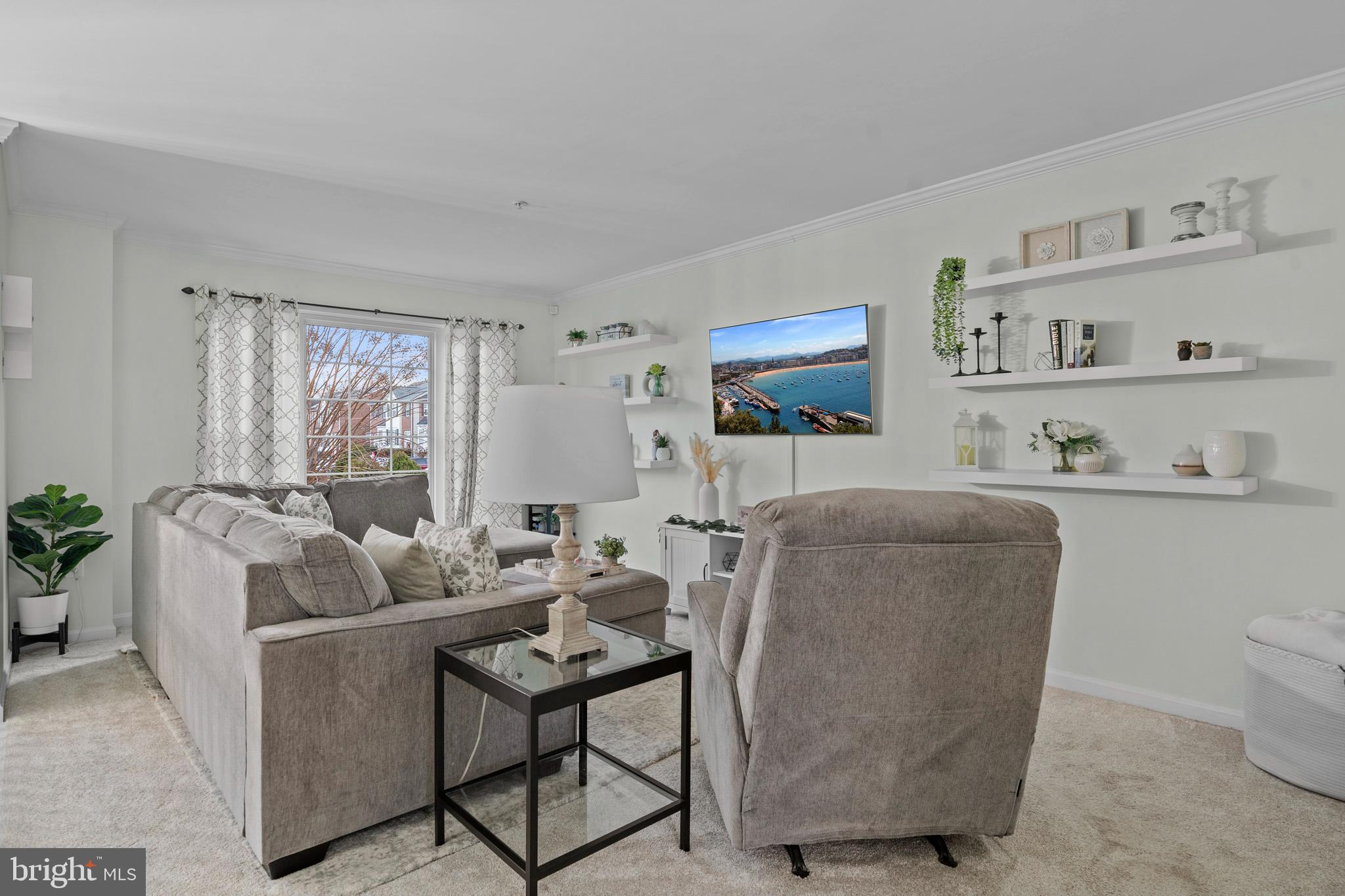 SOUTHWINDS - Residential