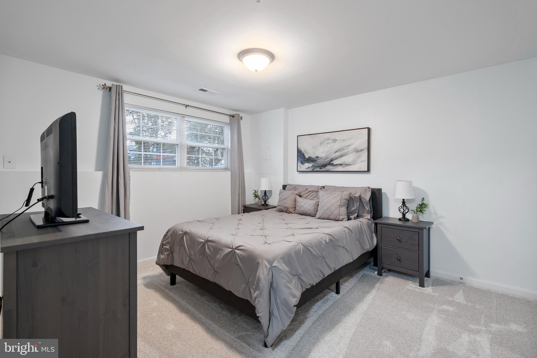 SOUTHWINDS - Residential