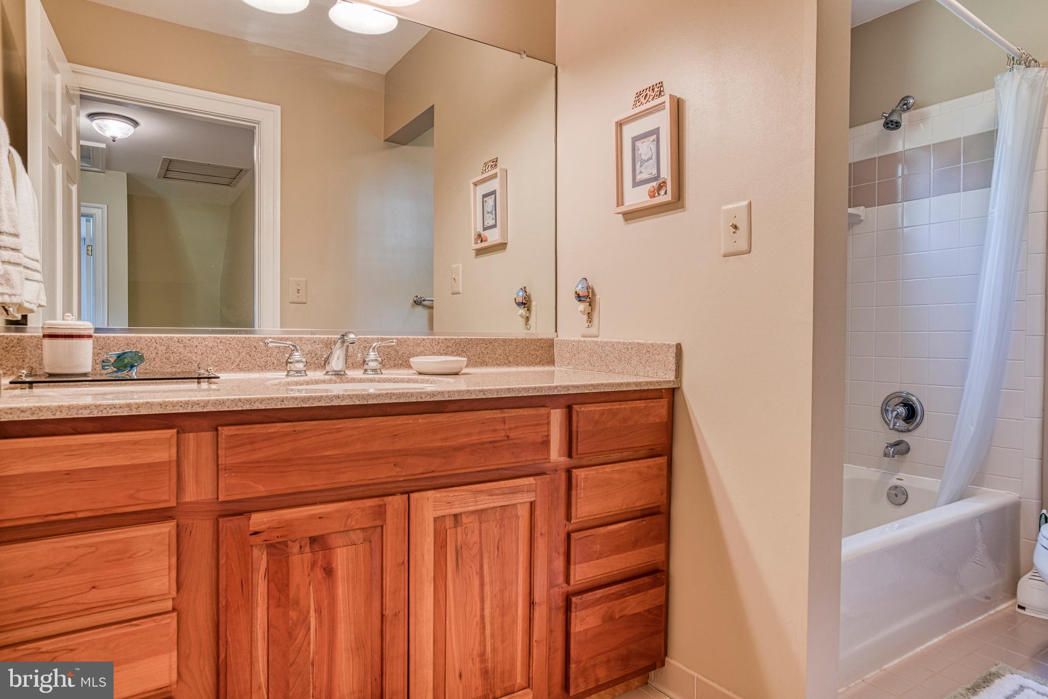 HUNT VALLEY - Residential