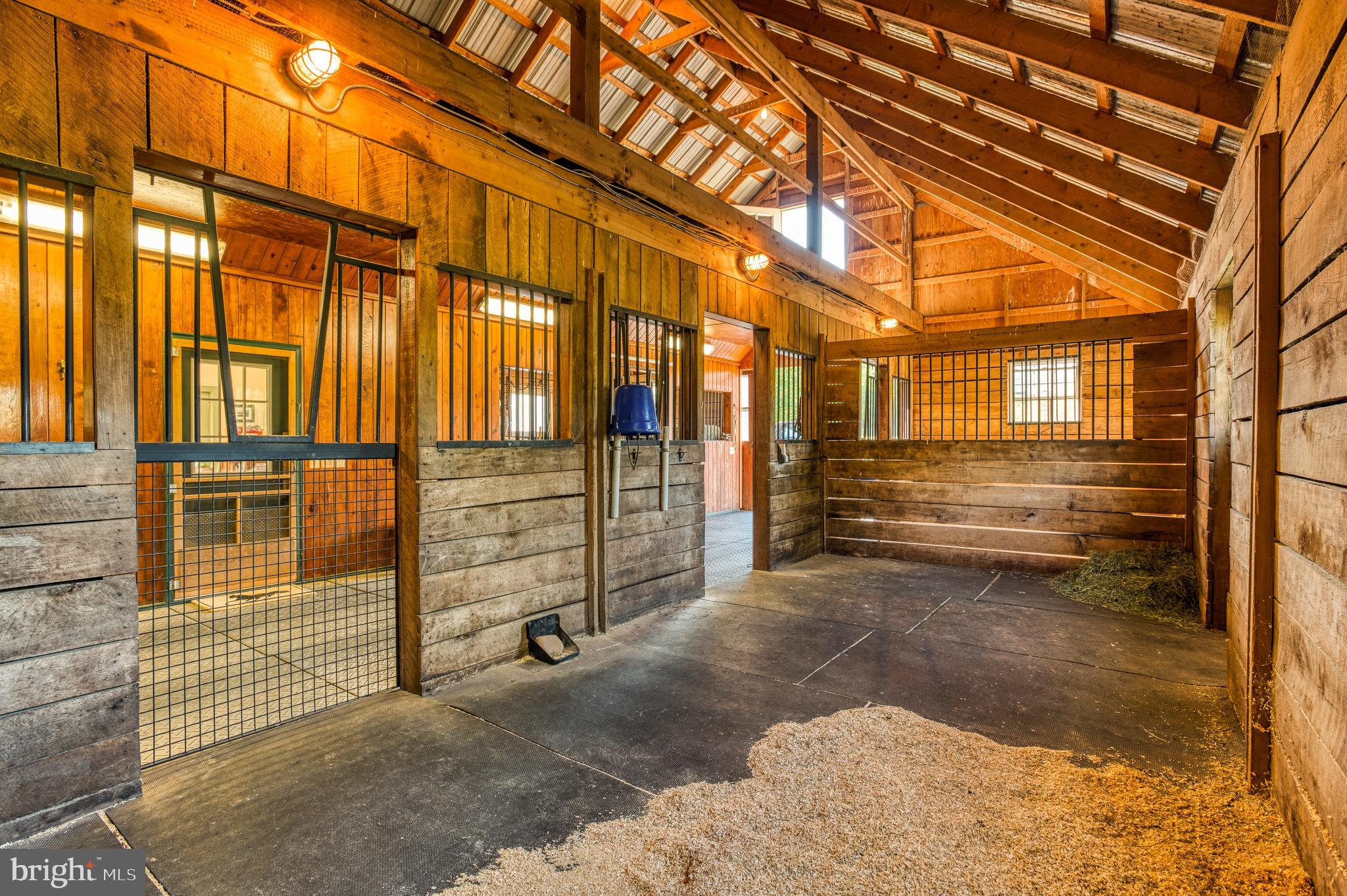 HUNT VALLEY - Residential