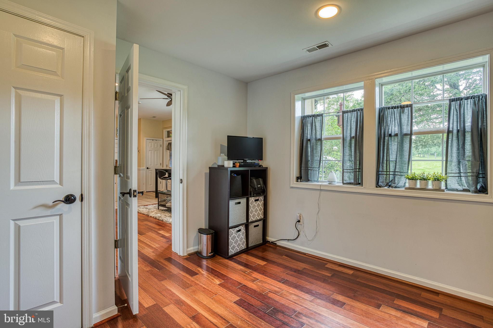 HUNT VALLEY - Residential