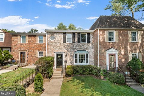 Townhouse For Sale - 2309 Sibley Street<br/> ALEXANDRIA, VA 22311