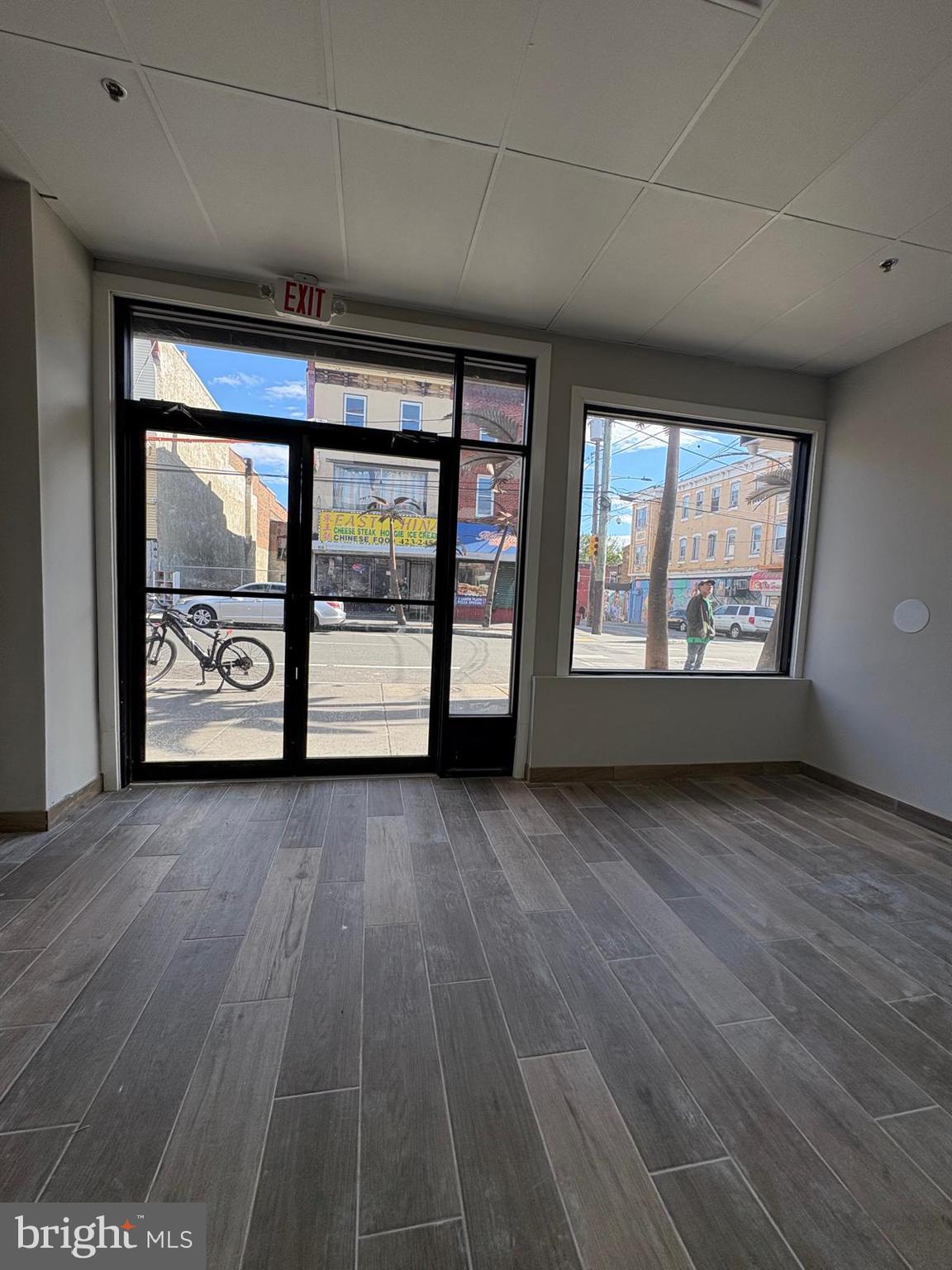 2900 5TH ST N COMMERCIAL SPACE