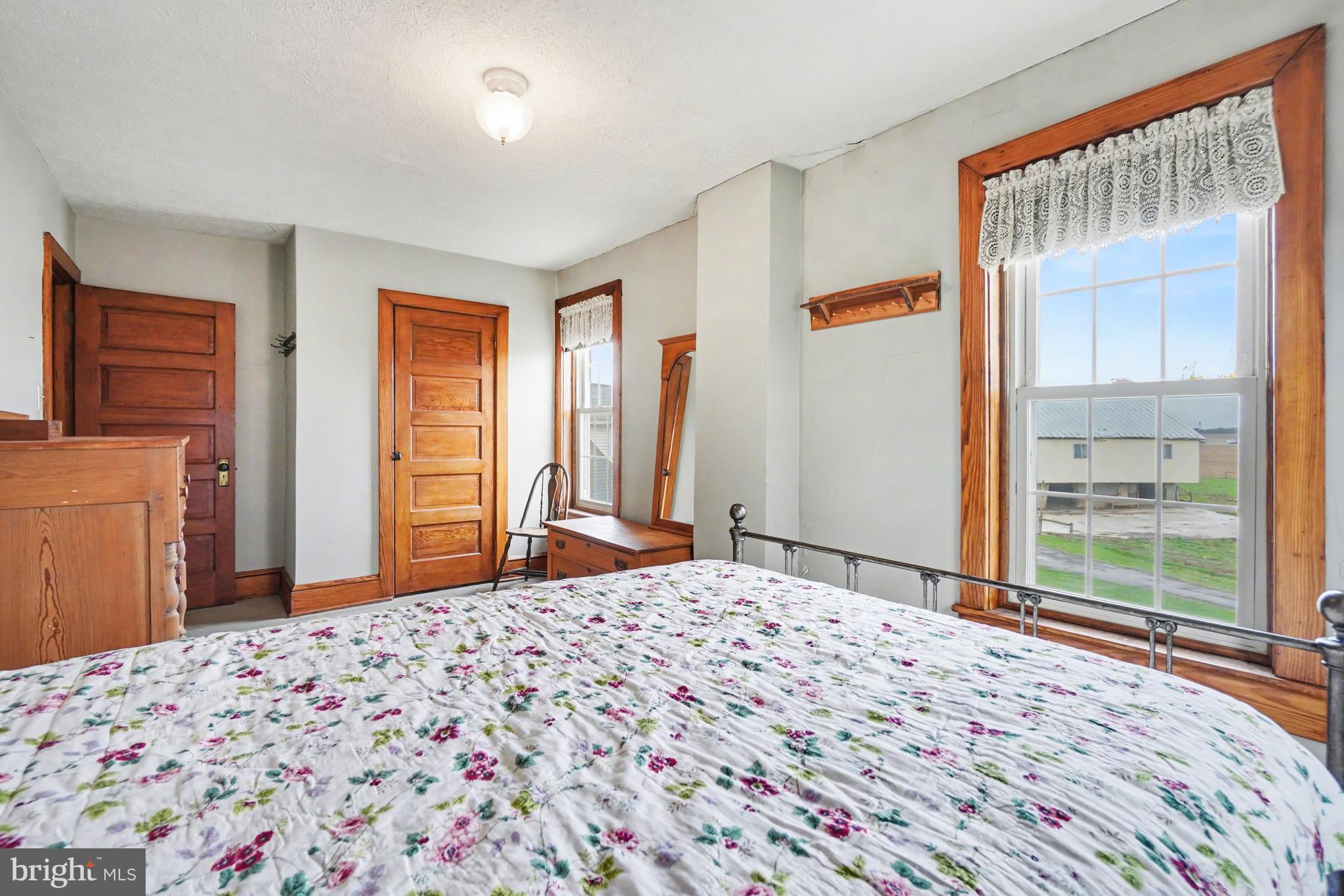 OLDE SCOTLAND ROAD - Residential