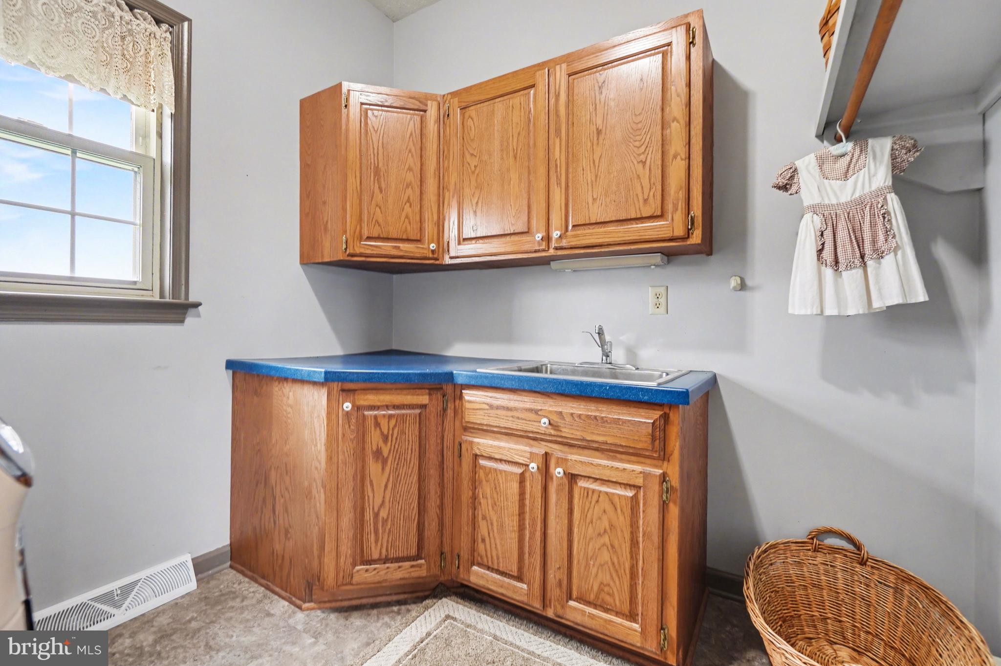 OLDE SCOTLAND ROAD - Residential