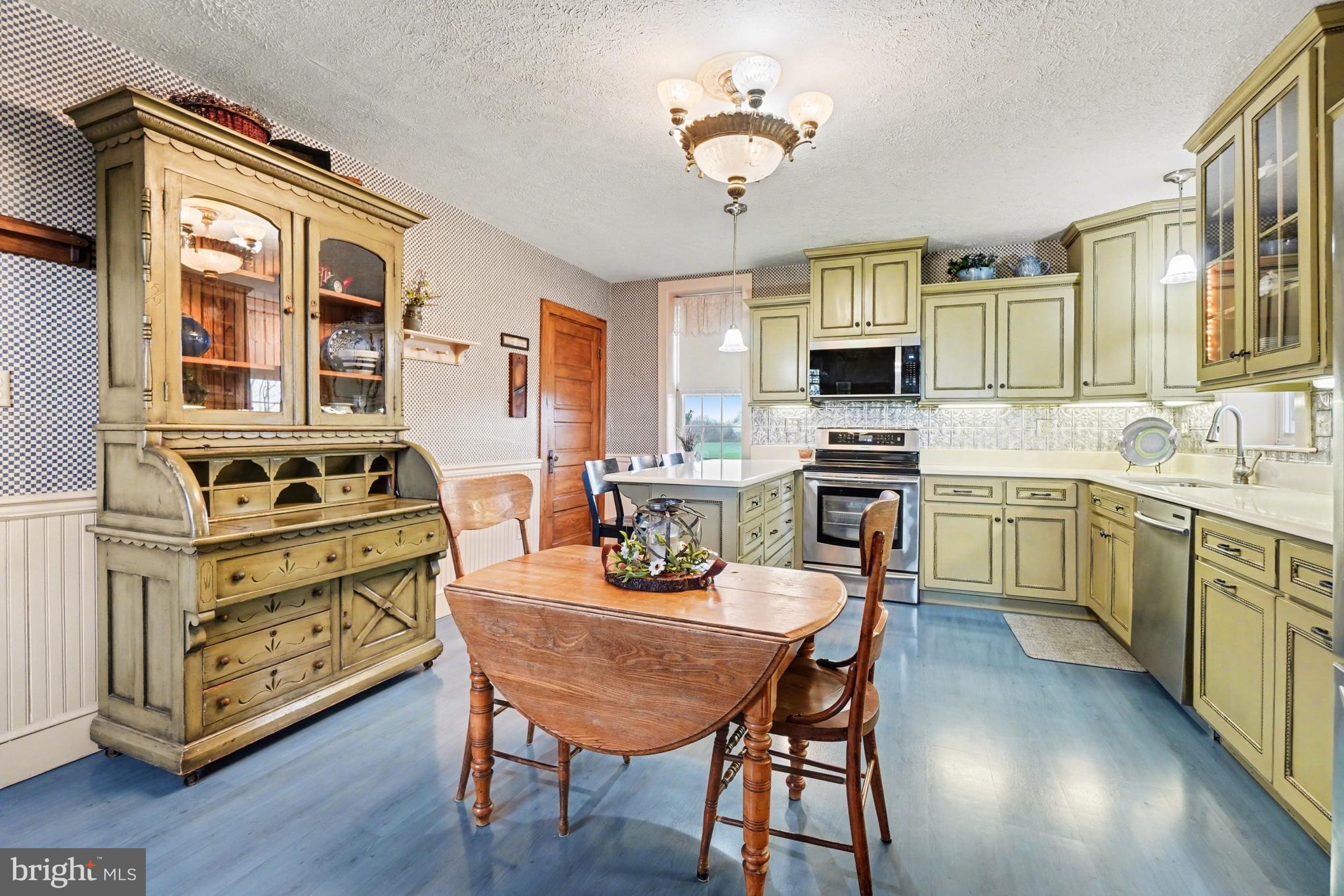 OLDE SCOTLAND ROAD - Residential