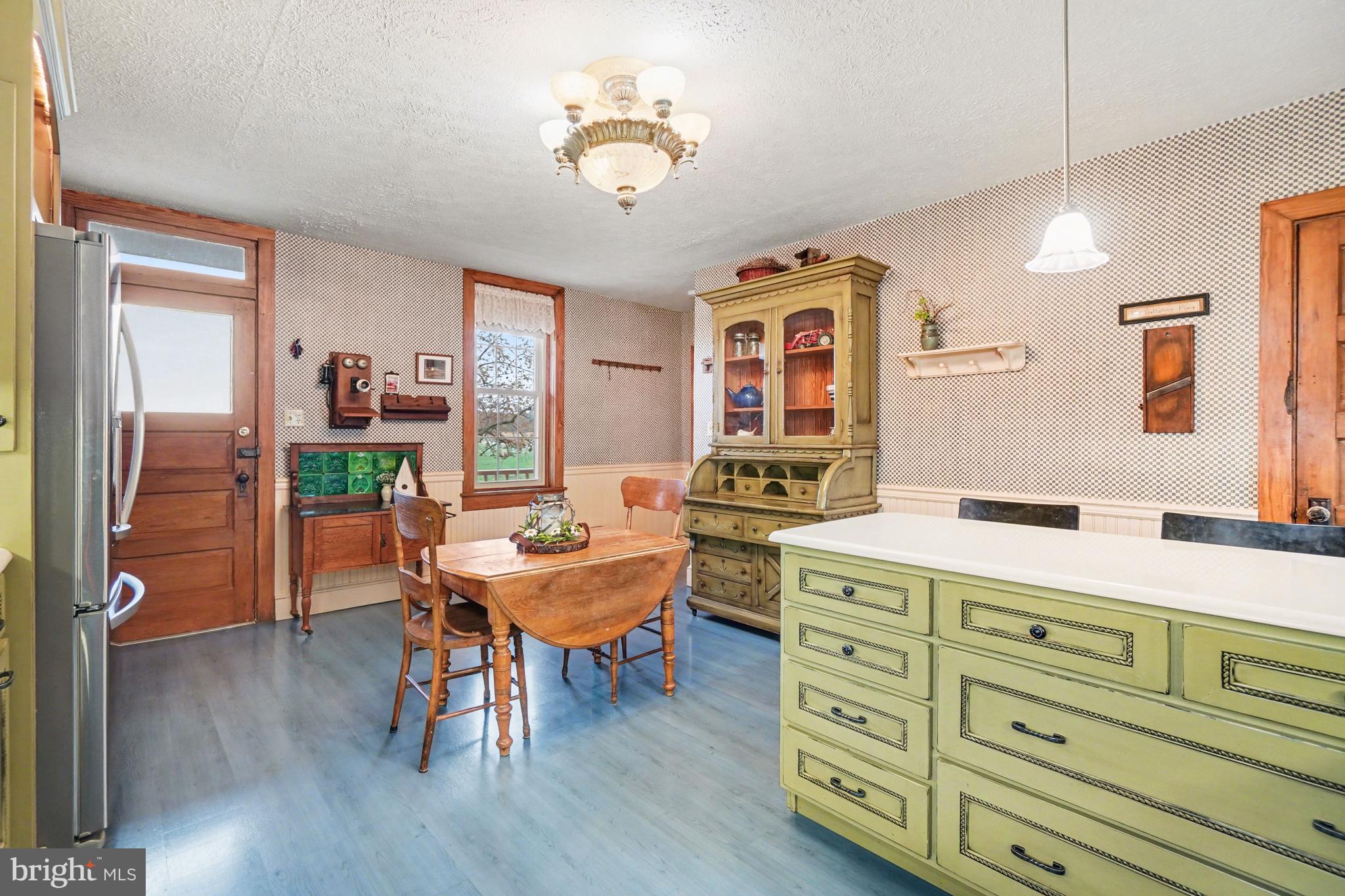 OLDE SCOTLAND ROAD - Residential