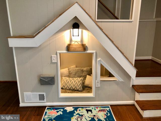 ANKERDALE - Residential Lease