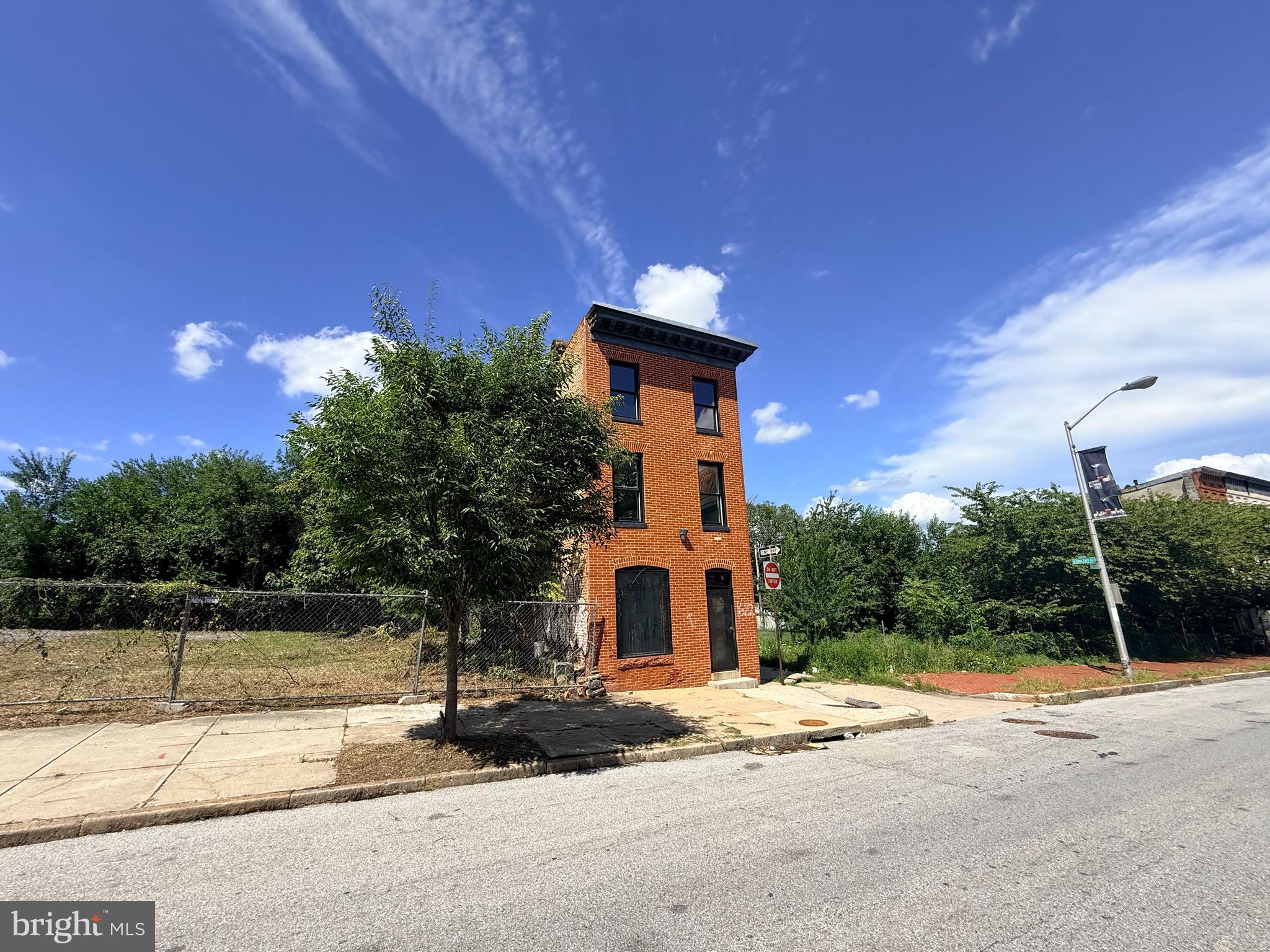 1622 W BALTIMORE STREET