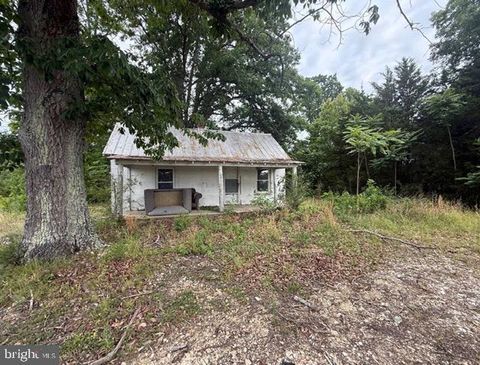 Homes For Sale - 2348 Wickliffe Road<br/> BROOKNEAL, VA 24528