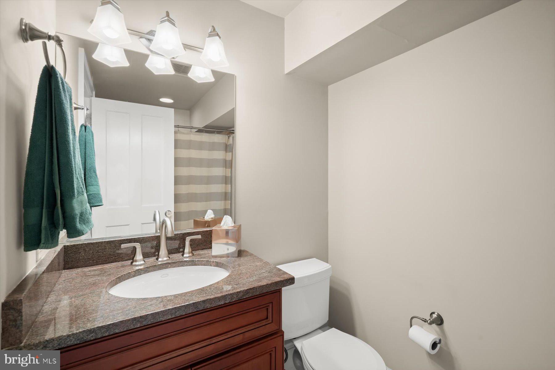 POTOMAC OUTSIDE - Residential