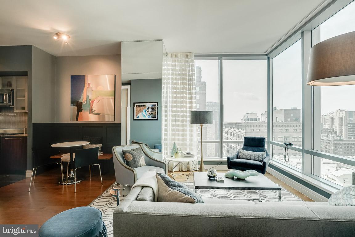 AVENUE OF THE ARTS - Residential Lease
