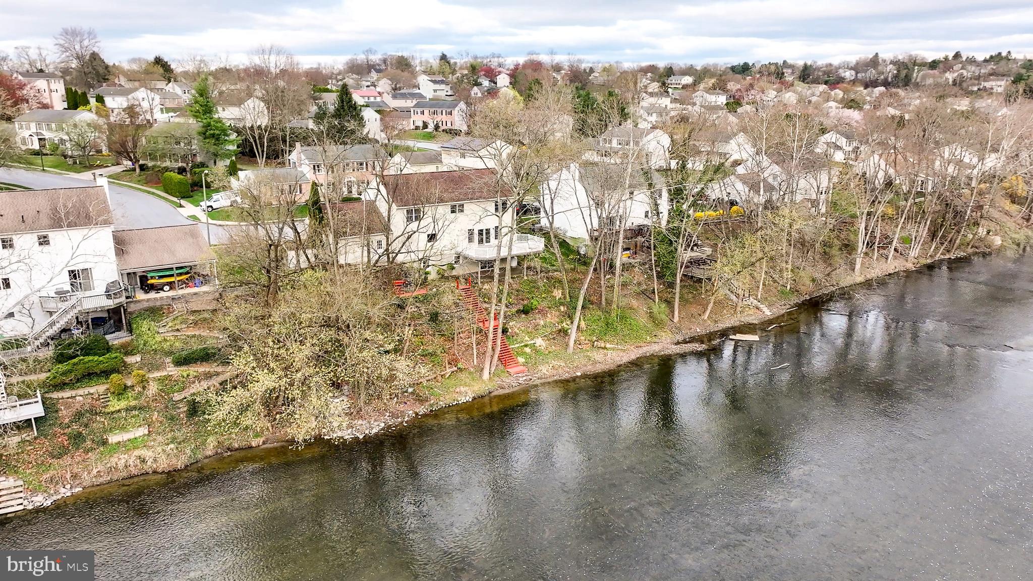 LAUREL HILLS - Residential