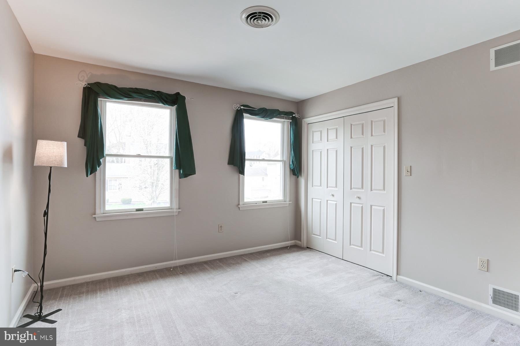 LAUREL HILLS - Residential