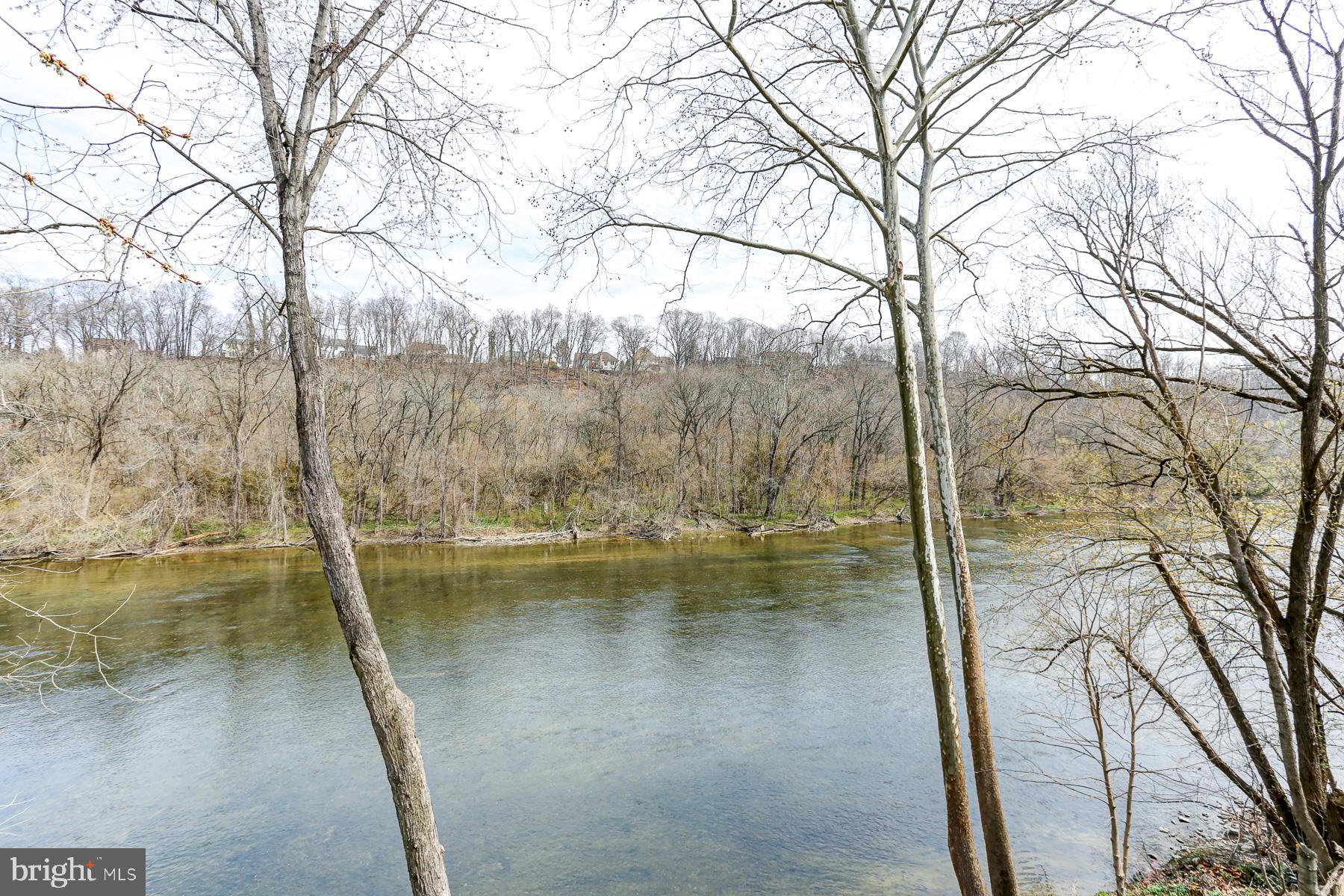 LAUREL HILLS - Residential