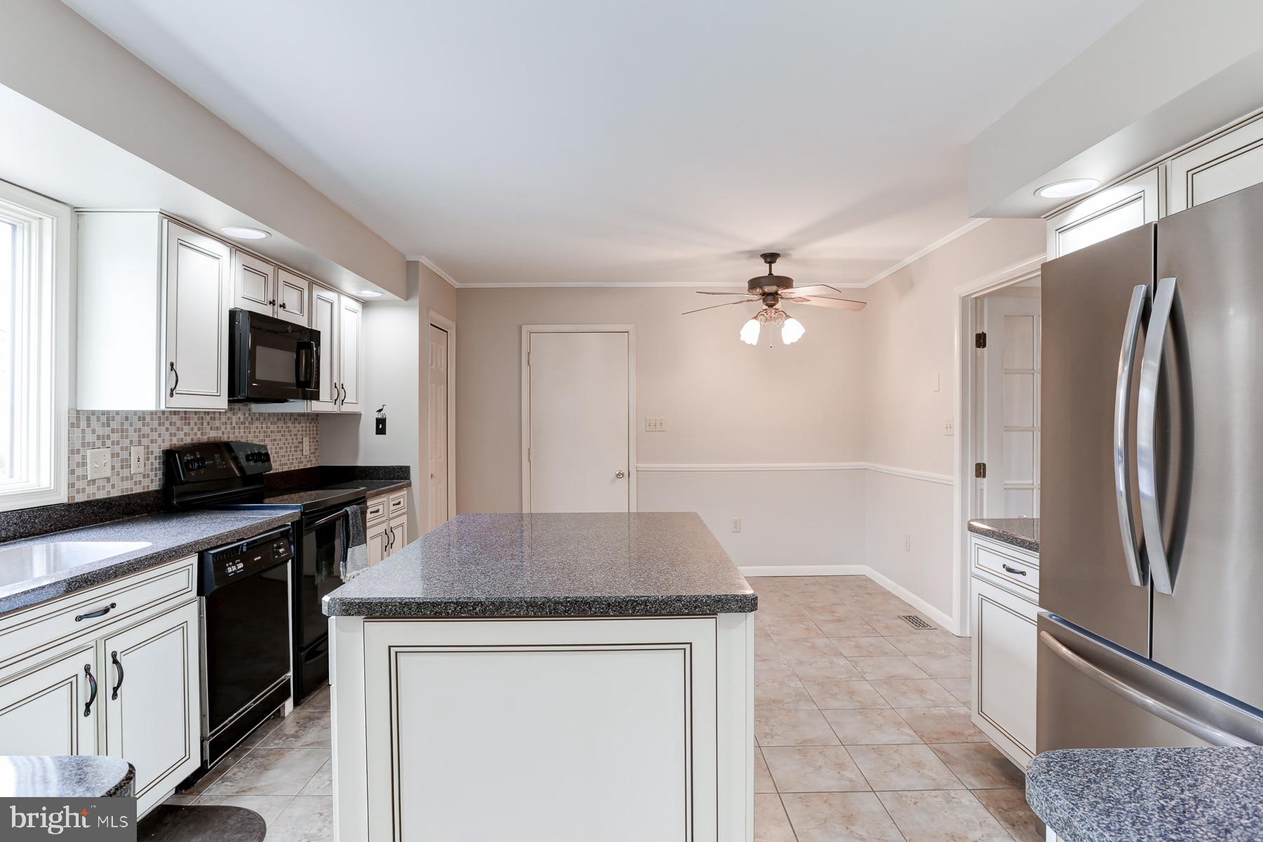 LAUREL HILLS - Residential