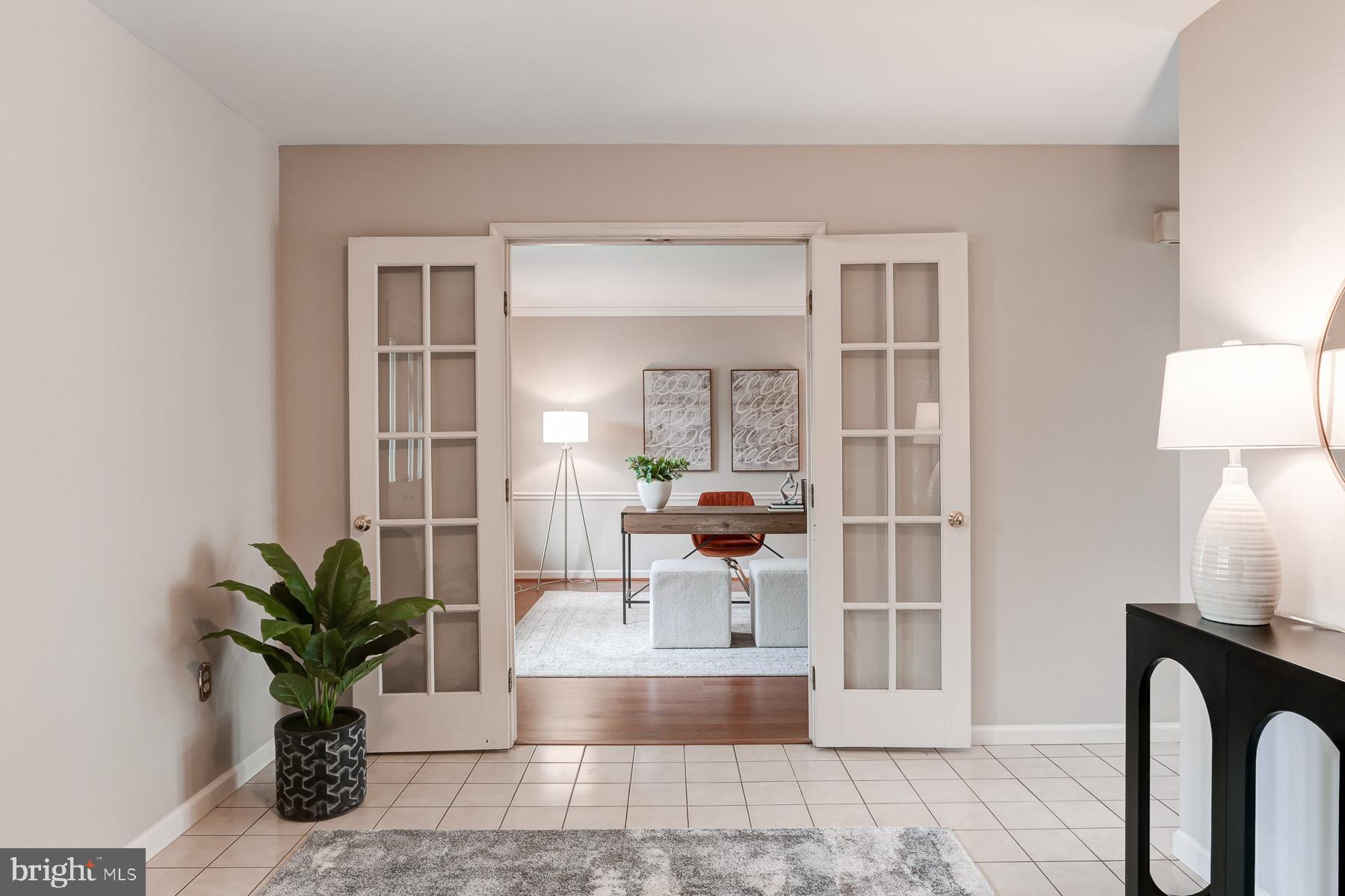 LAUREL HILLS - Residential