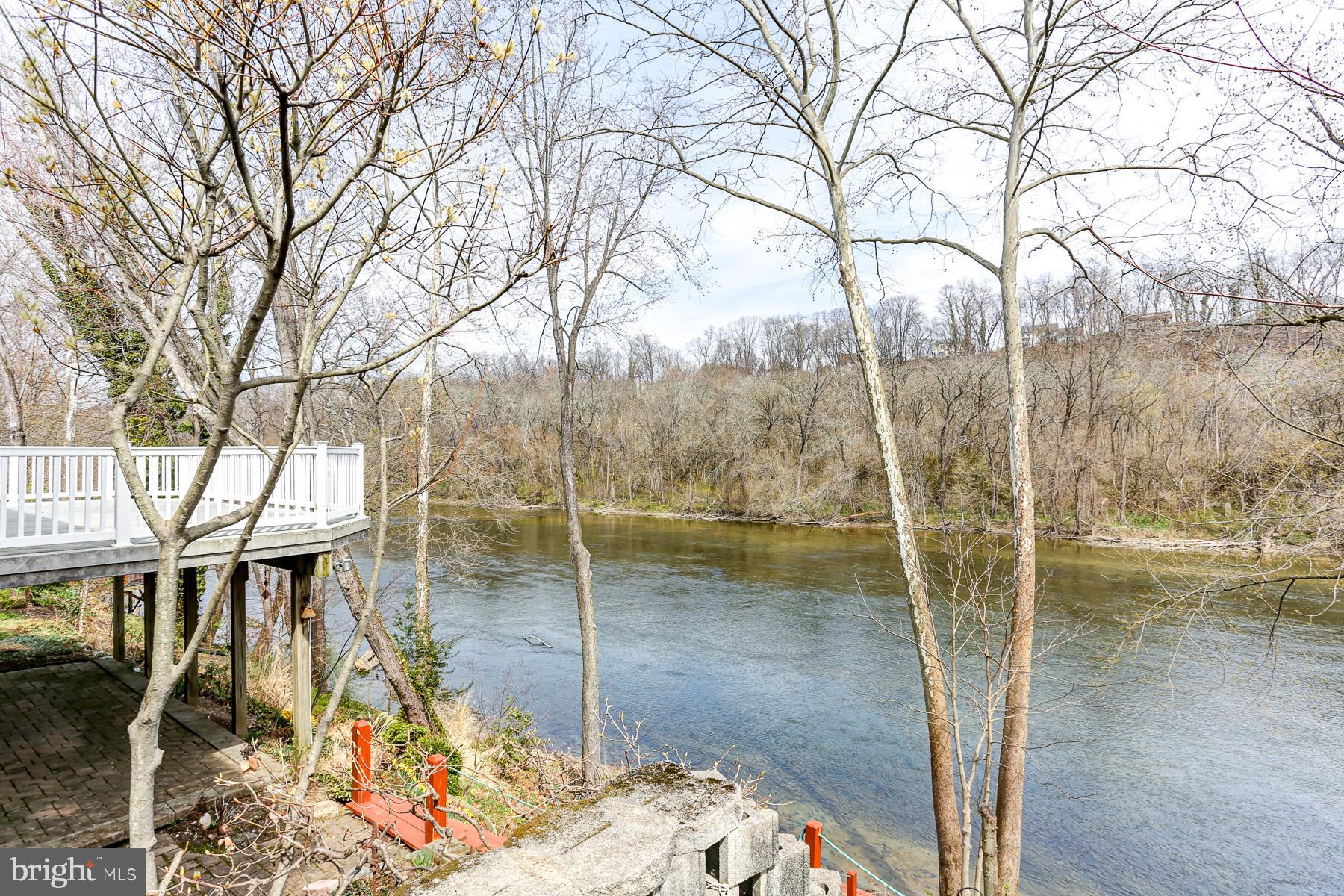 LAUREL HILLS - Residential