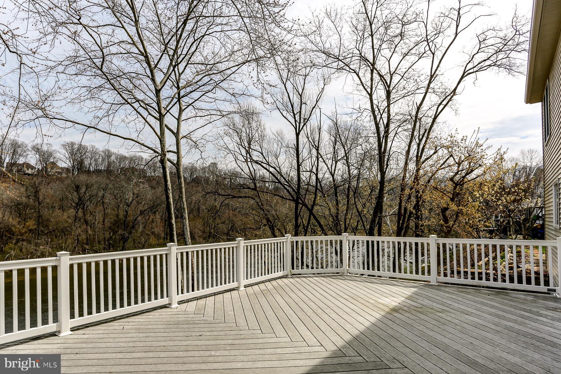 LAUREL HILLS - Residential