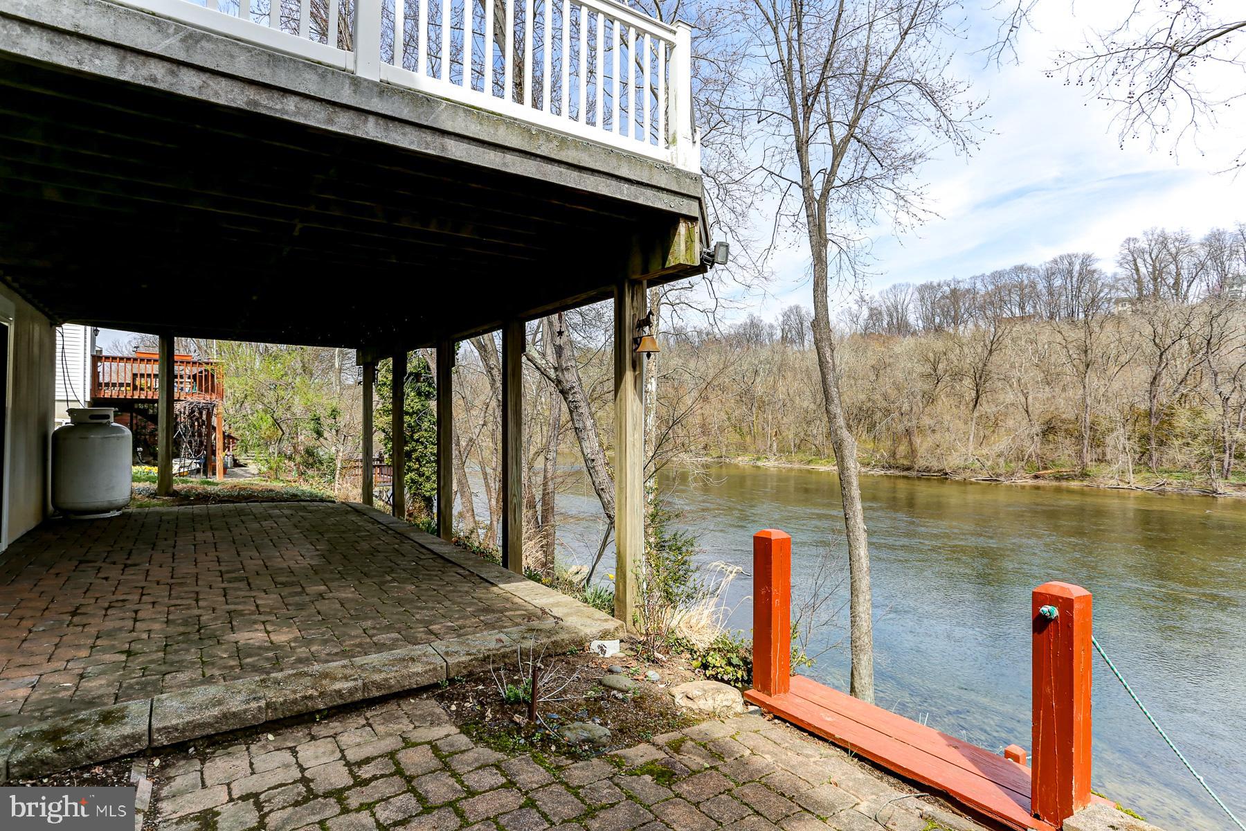 LAUREL HILLS - Residential