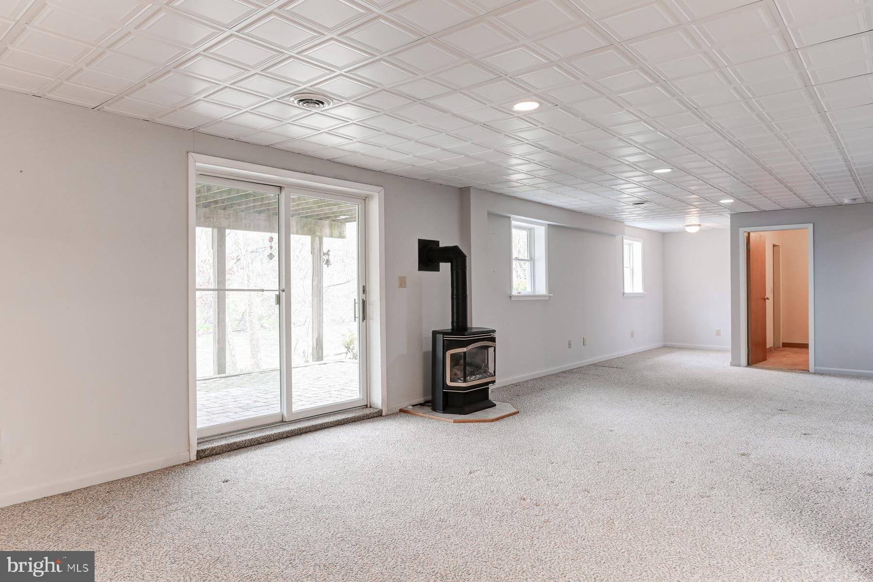 LAUREL HILLS - Residential