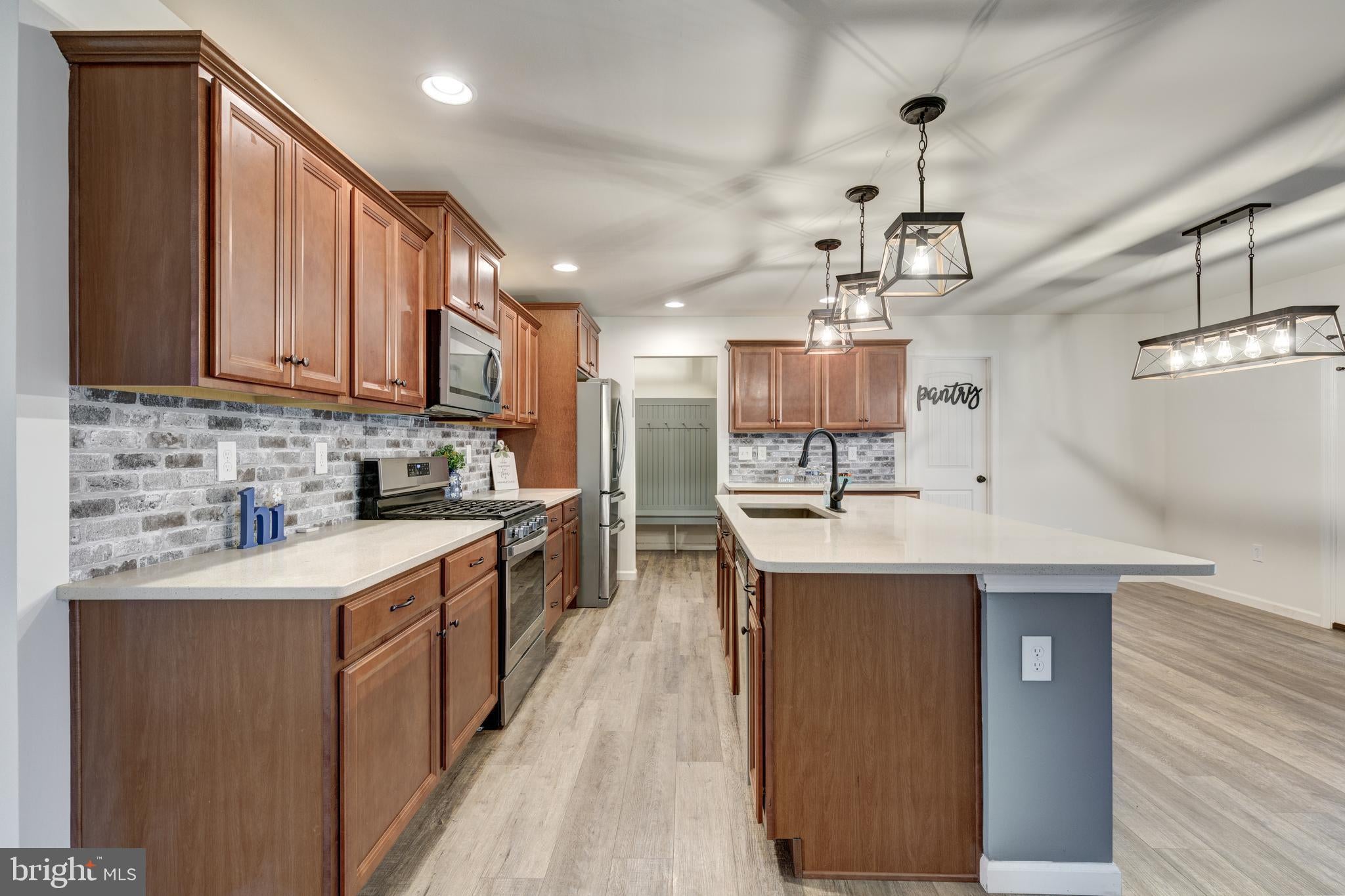 15 CLOVERFIELD STREET