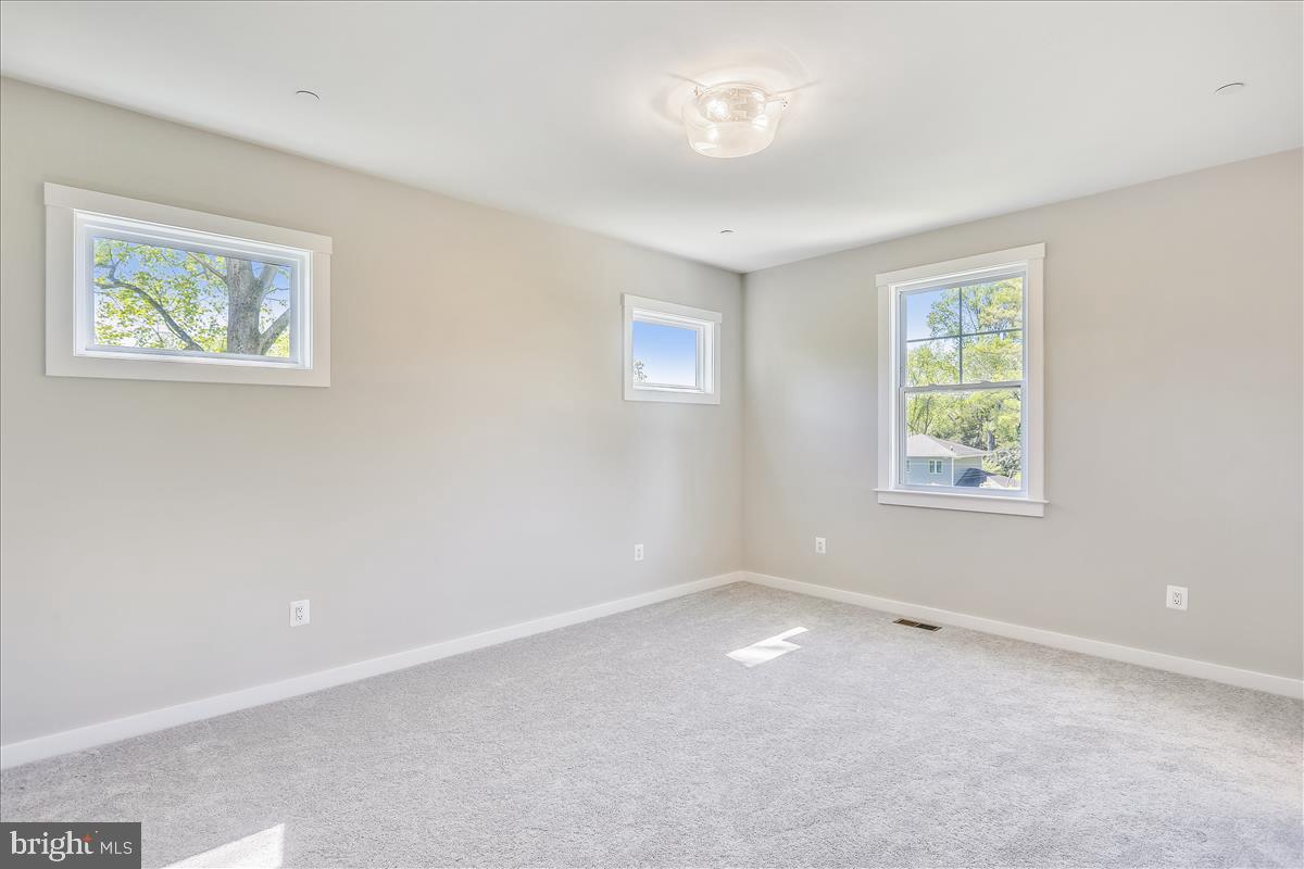BURNING TREE ESTATES - Residential