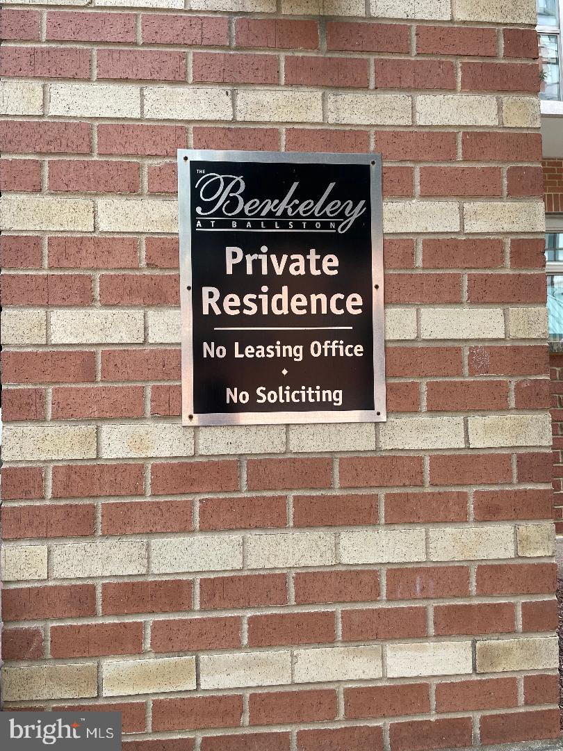 1000 N RANDOLPH STREET 104