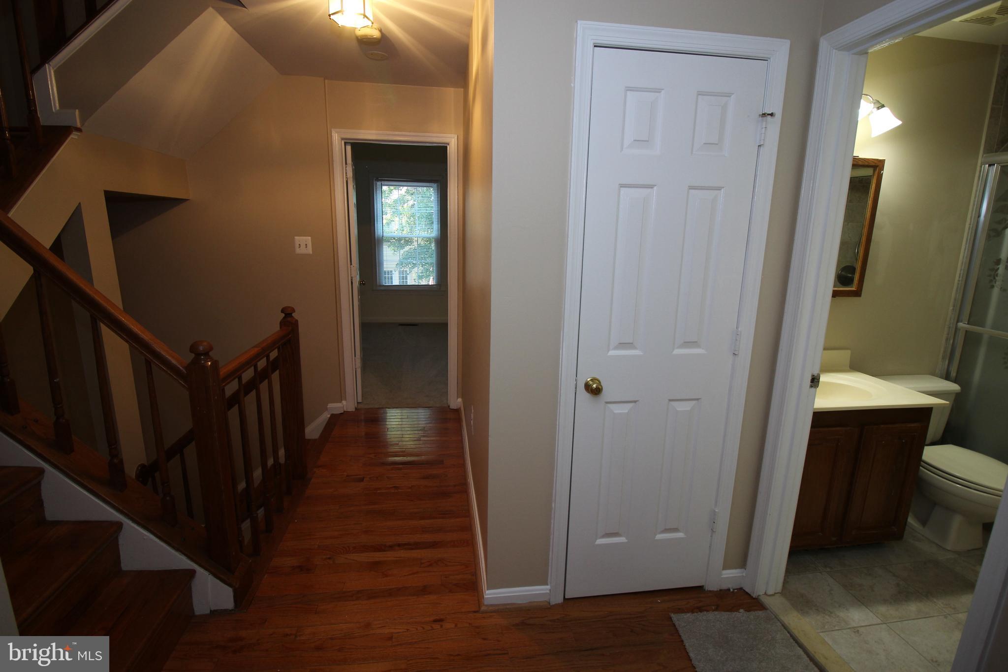 FOREST VIEW - Residential Lease