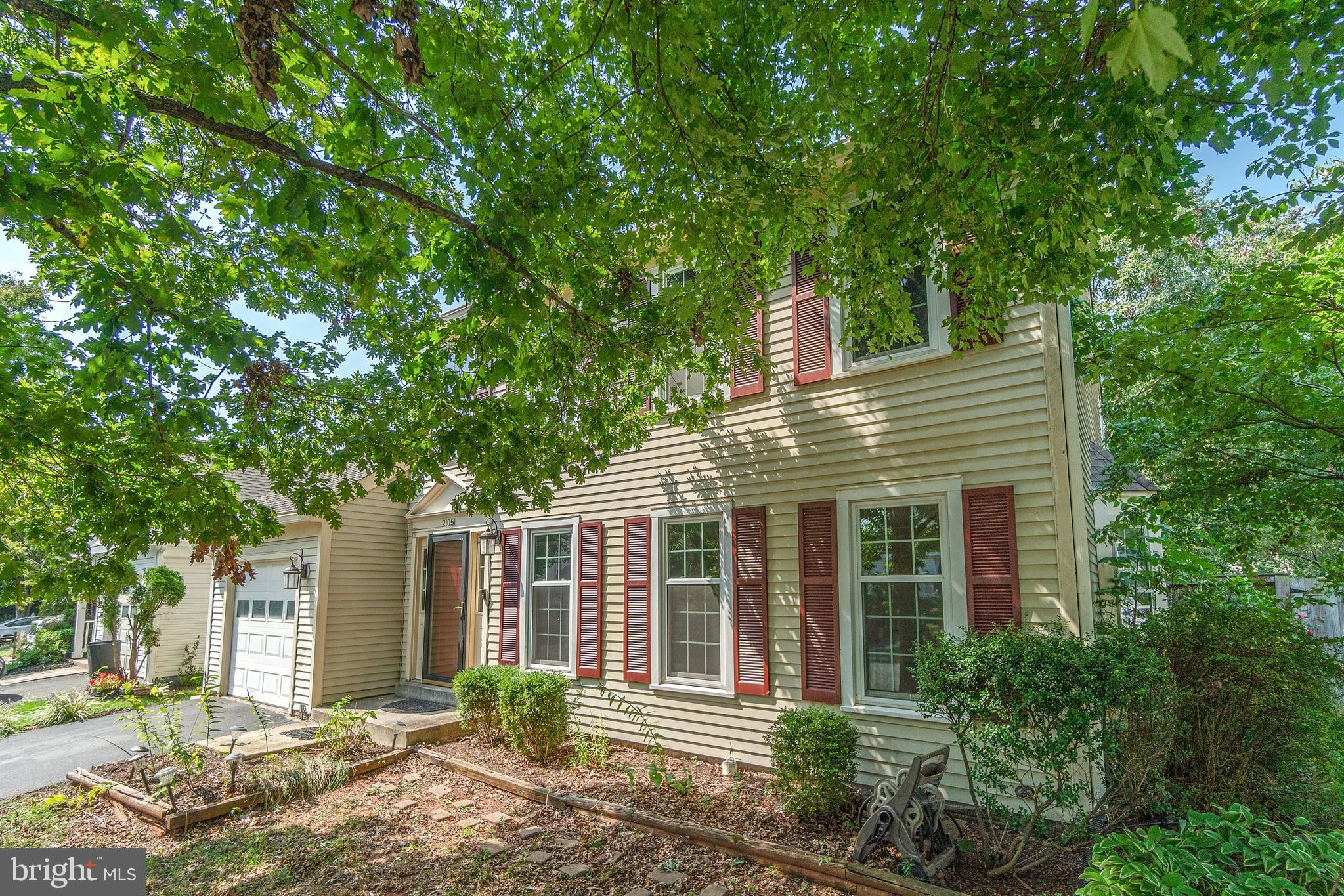 21051 Lowell Court, Sterling, VA 20164