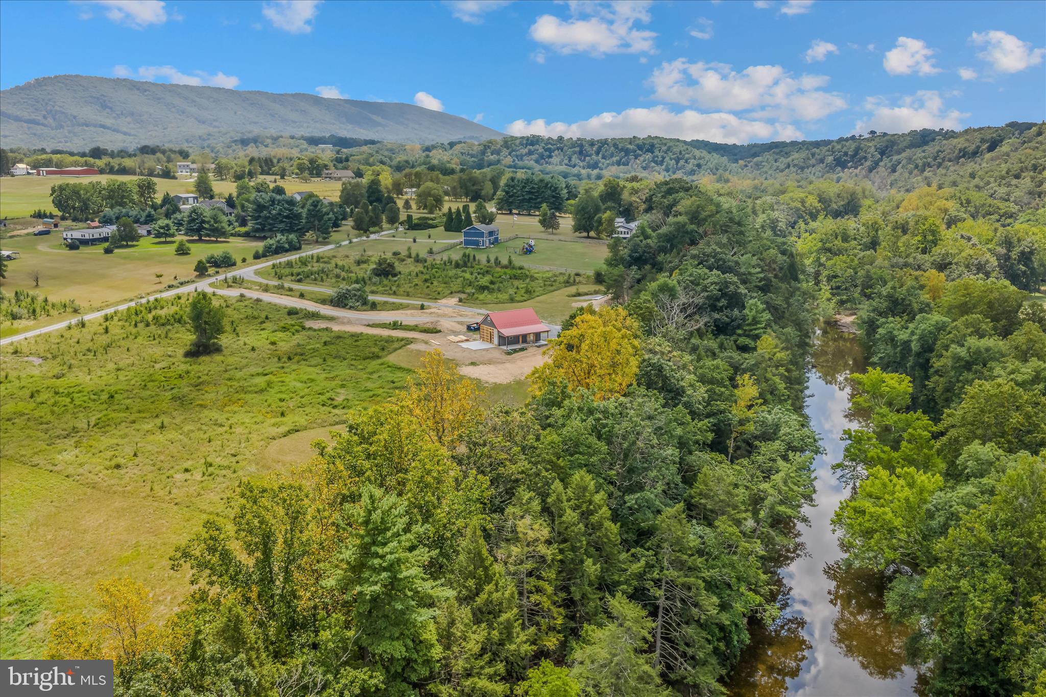 SLEEPY CREEK ORCHARD - Residential