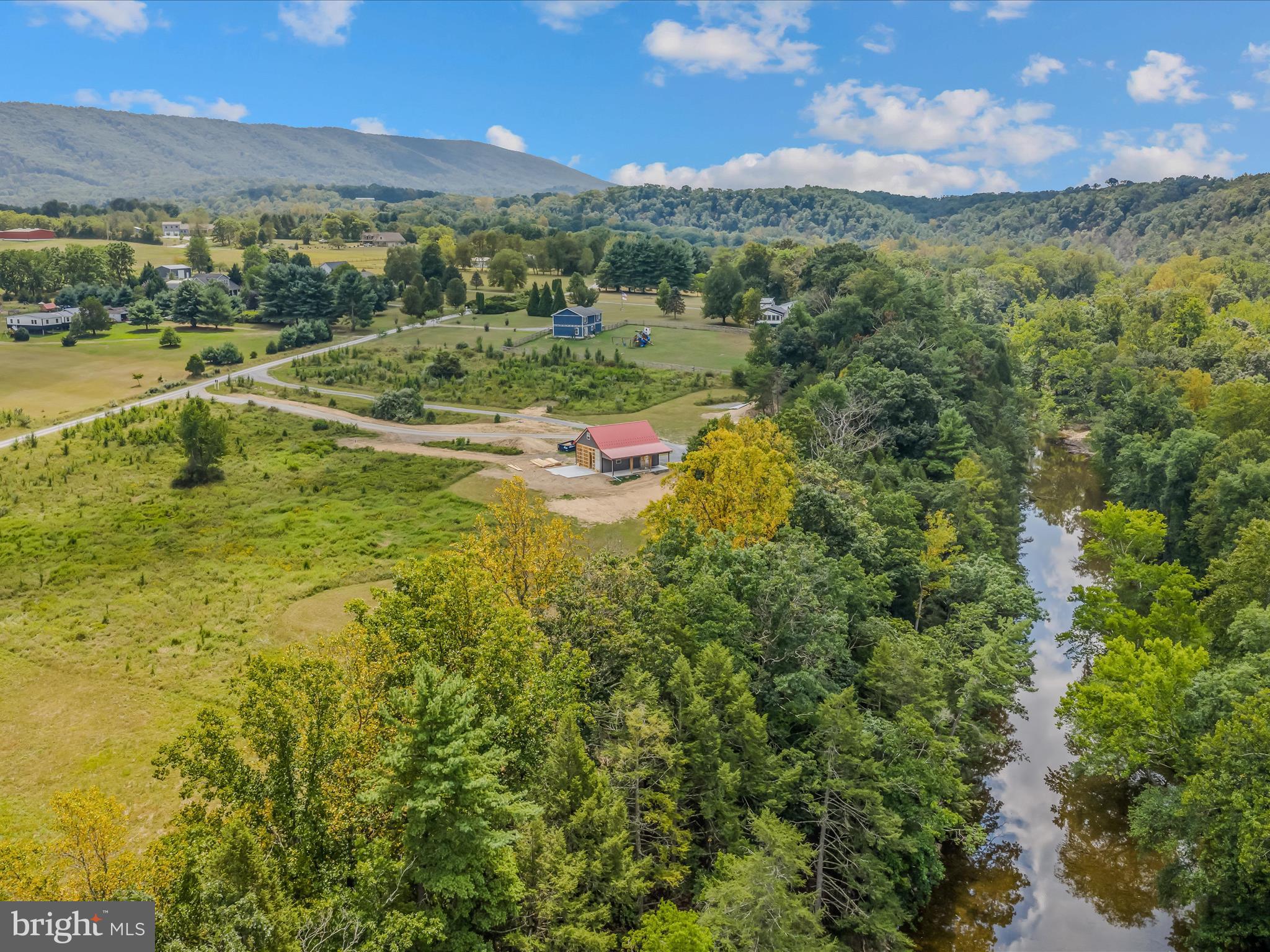 SLEEPY CREEK ORCHARD - Residential