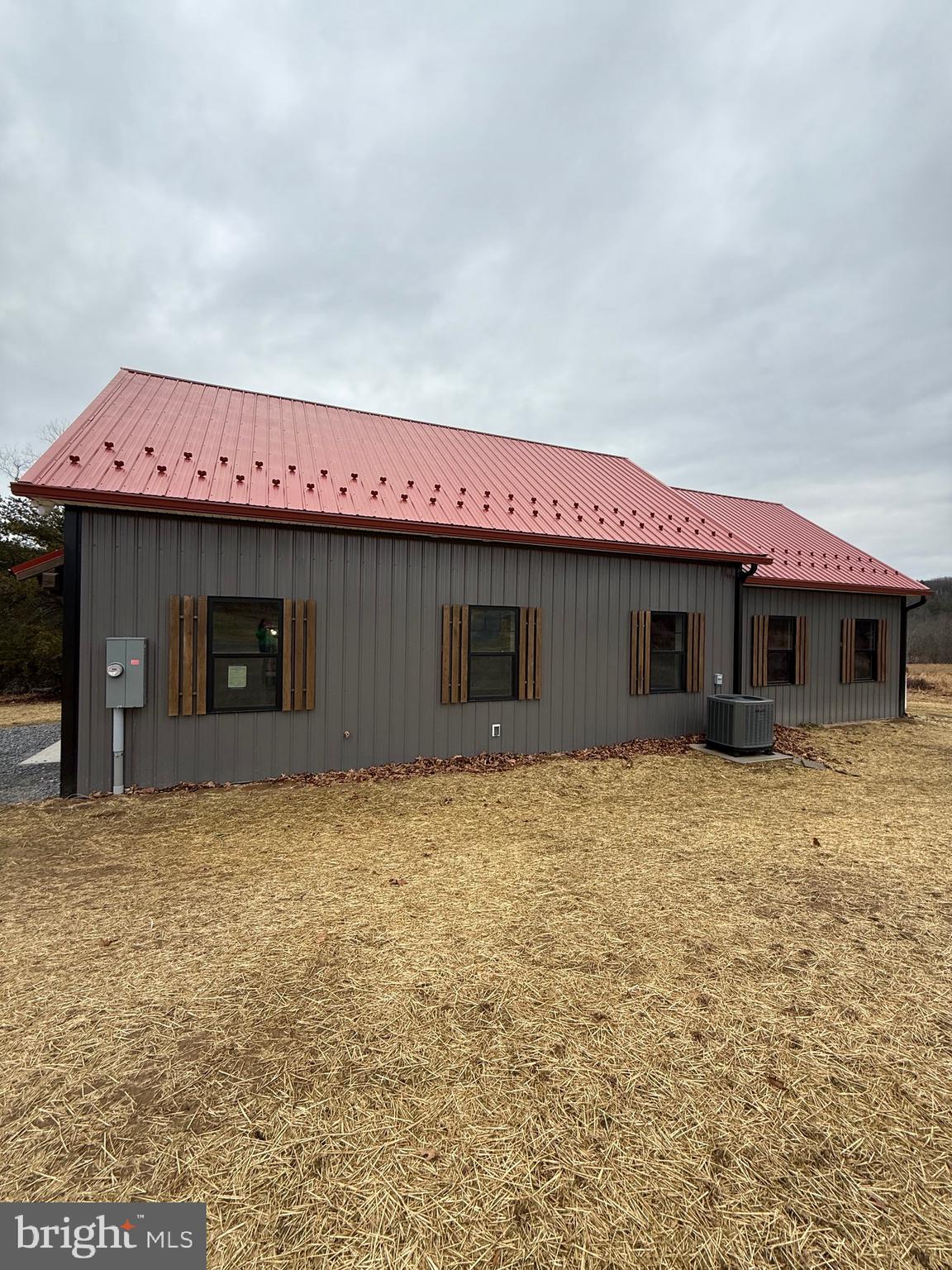 SLEEPY CREEK ORCHARD - Residential