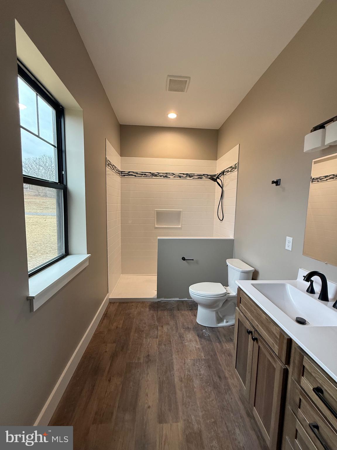 SLEEPY CREEK ORCHARD - Residential