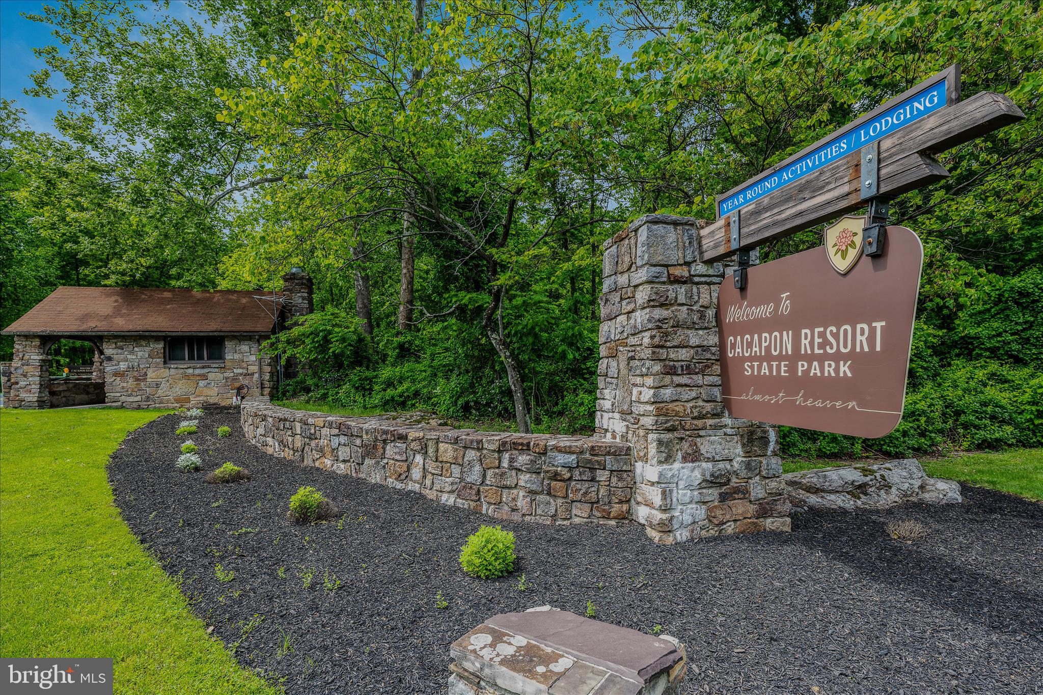 SLEEPY CREEK ORCHARD - Residential