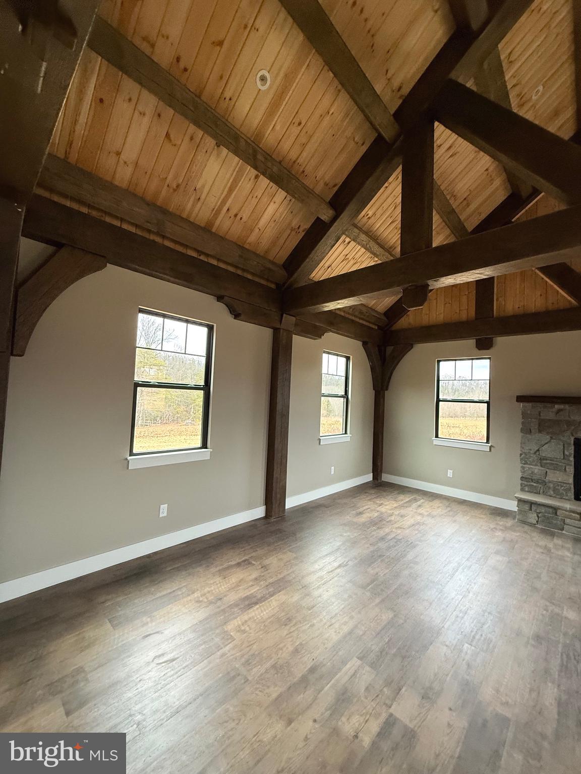 SLEEPY CREEK ORCHARD - Residential