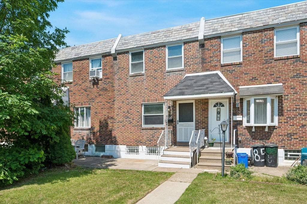 Photo of 5850 Oakland Street, PHILADELPHIA, PA 19149 (MLS # PAPH2628938)
