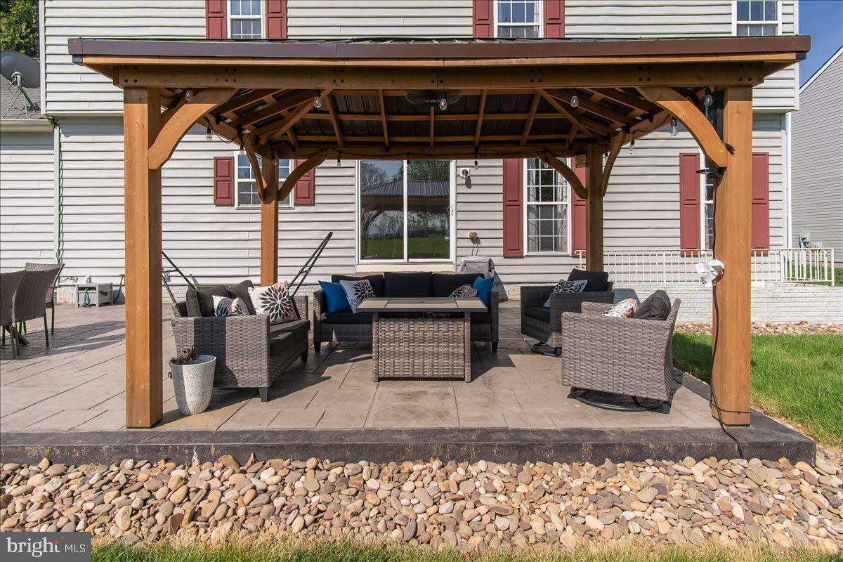 WESTFIELDS - Residential