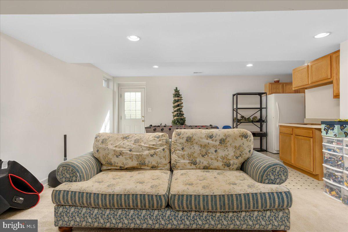 WESTFIELDS - Residential