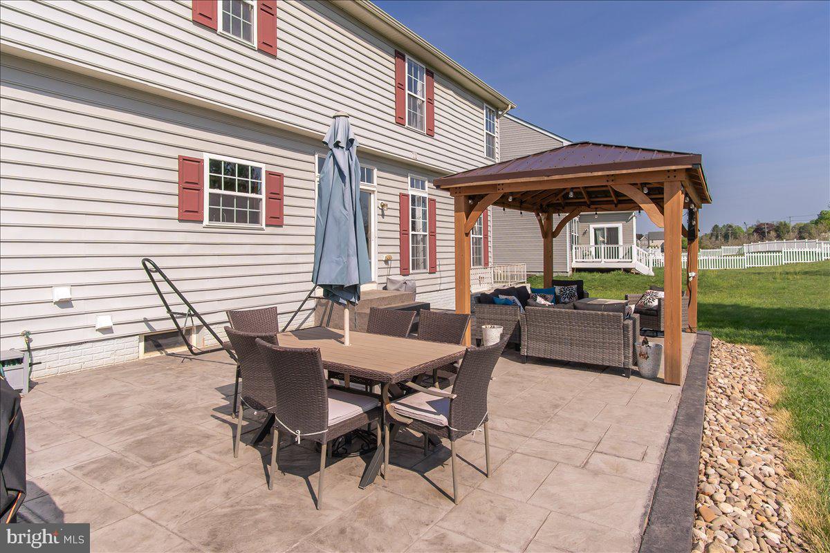 WESTFIELDS - Residential