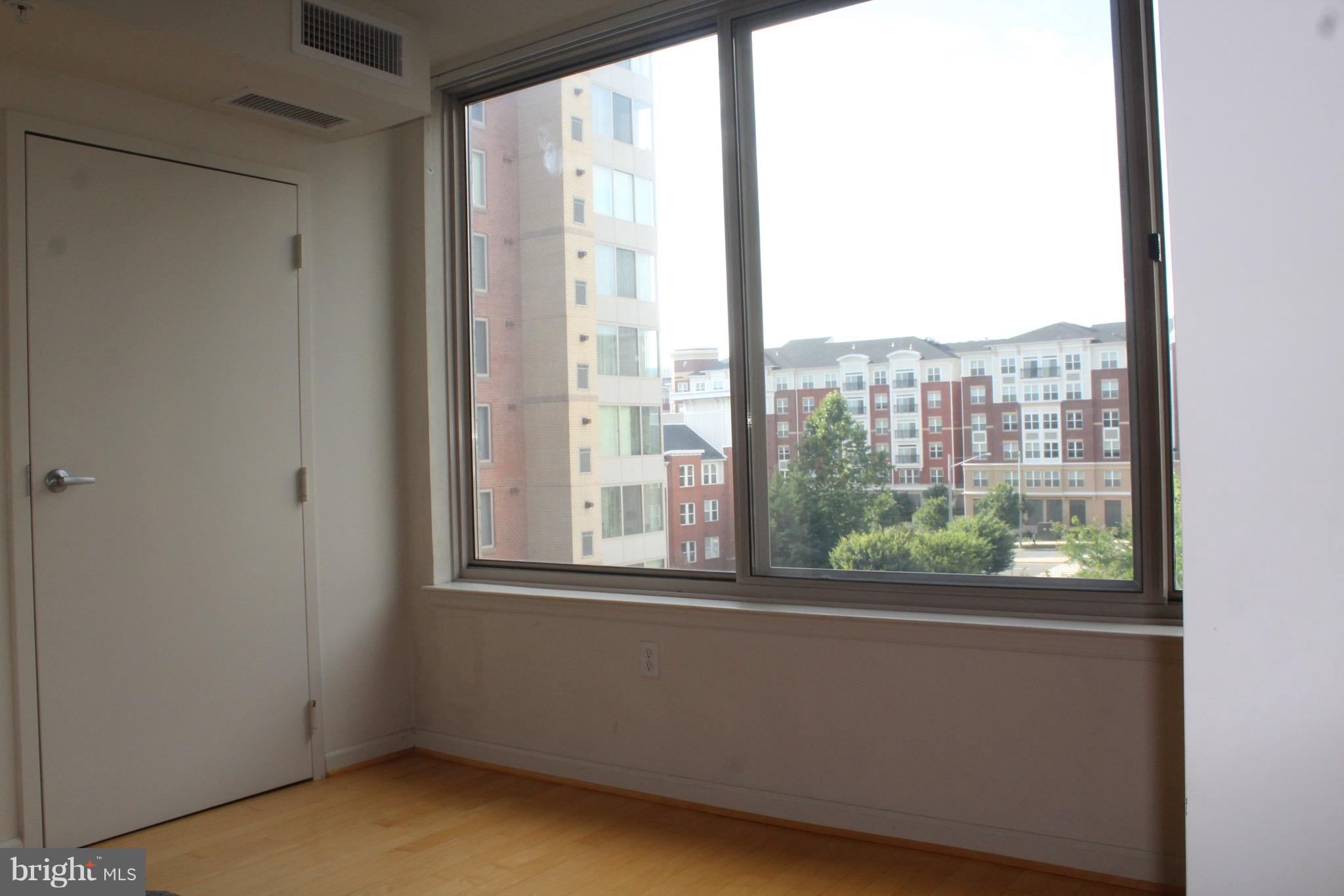 WILTON HOUSE - Residential Lease